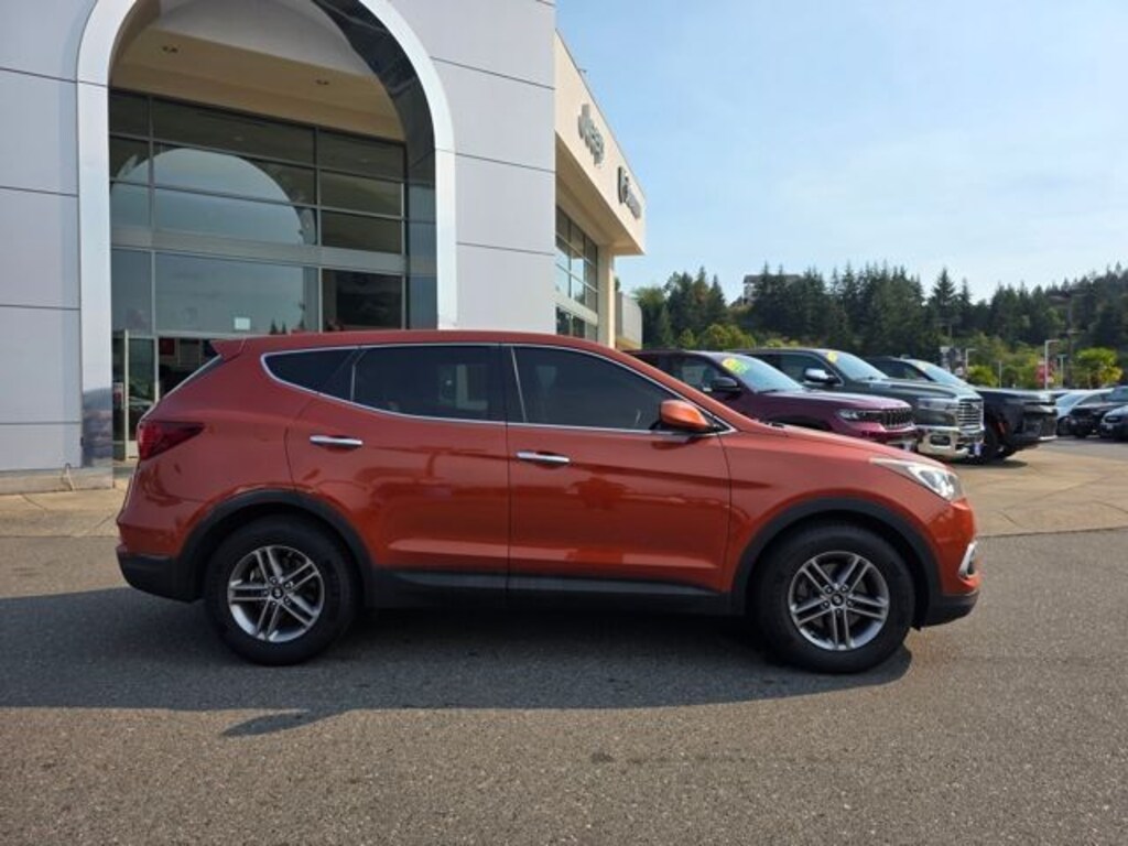 Used 2017 Hyundai Santa Fe Sport 2.4L SUV