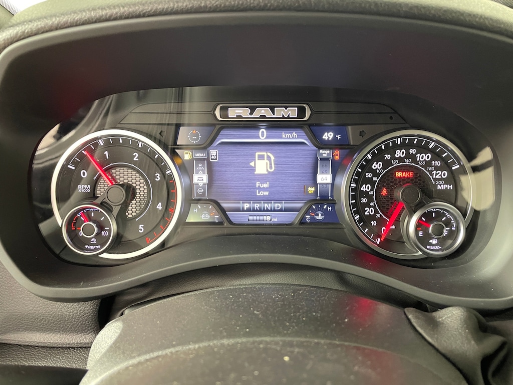 New 2026 Ram 3500 TRADESMAN CREW CAB 4X4 6'4 BOX Pickup