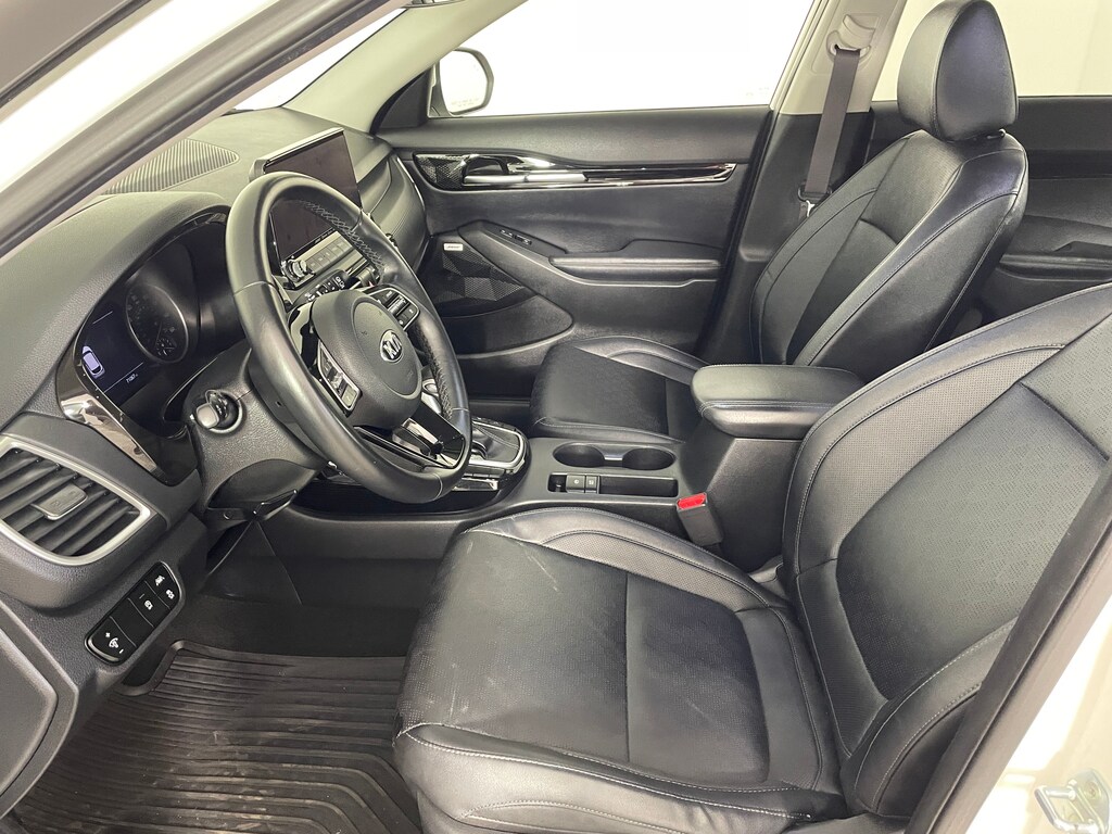 Used 2021 Kia Seltos SX SUV