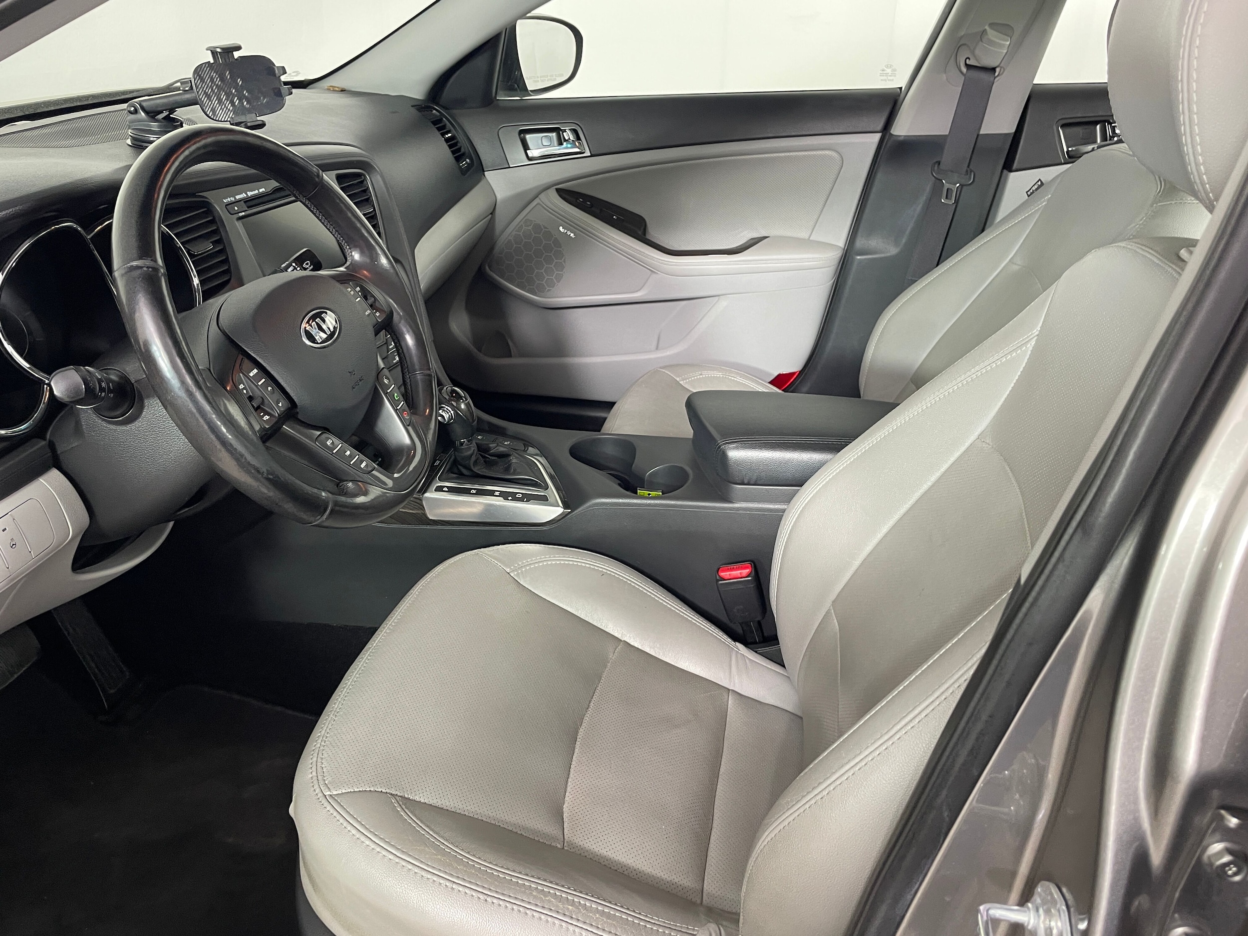 Used 2013 Kia Optima EX with VIN 5XXGN4A76DG165560 for sale in Bremerton, WA