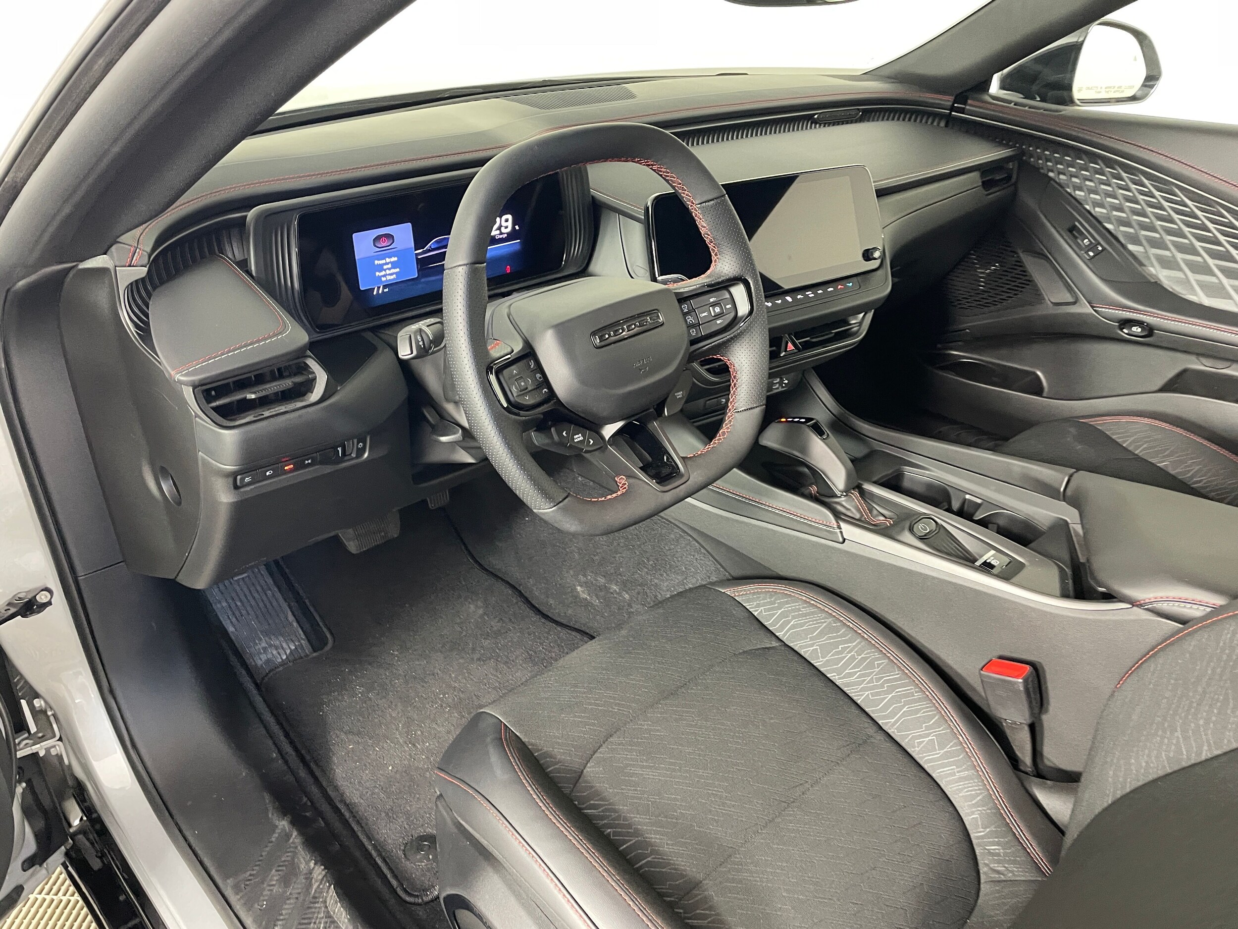 2025 Dodge Charger R/T photo 3