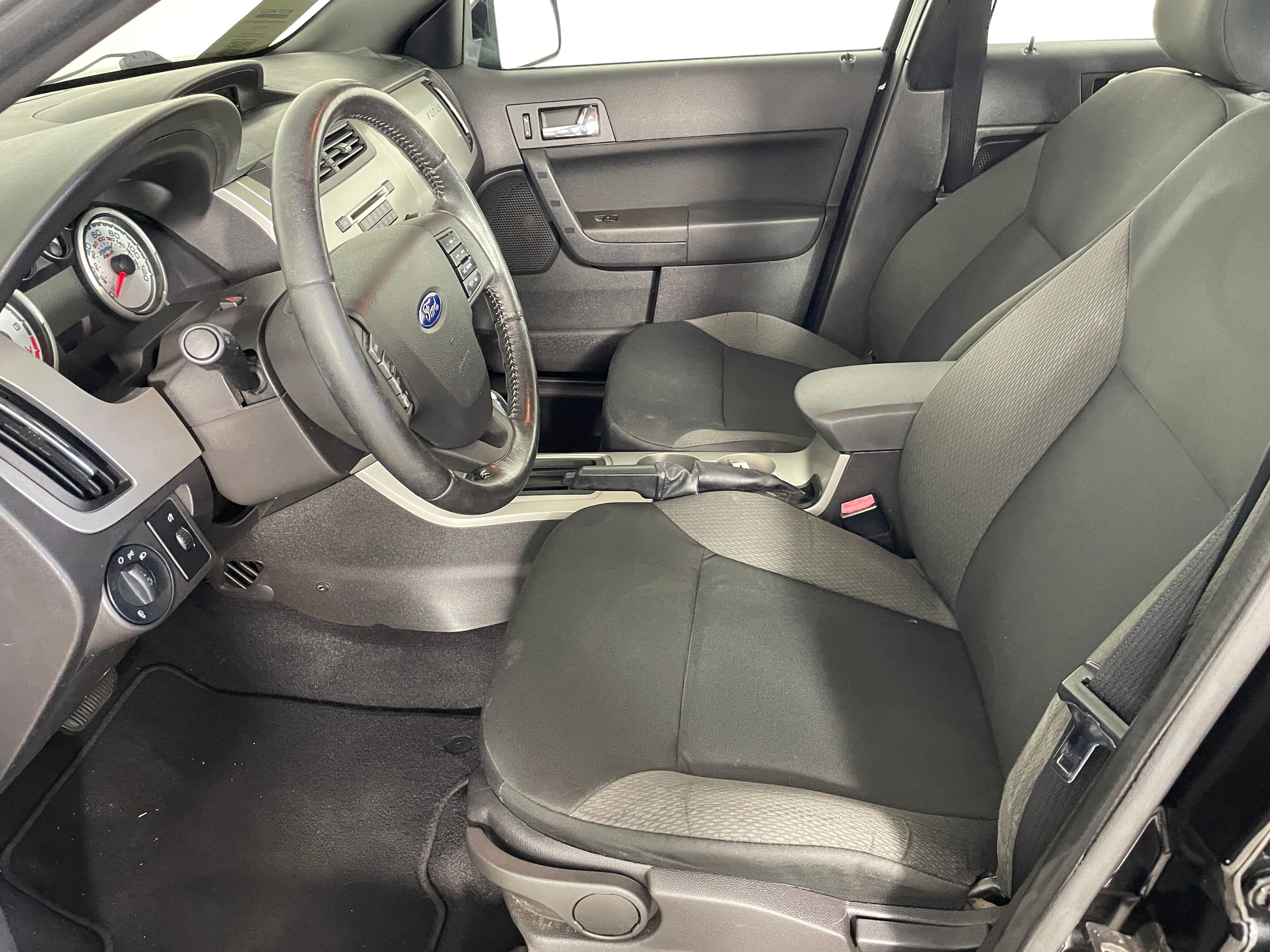 Used 2010 Ford Focus SES with VIN 1FAHP3GN6AW190117 for sale in Bremerton, WA