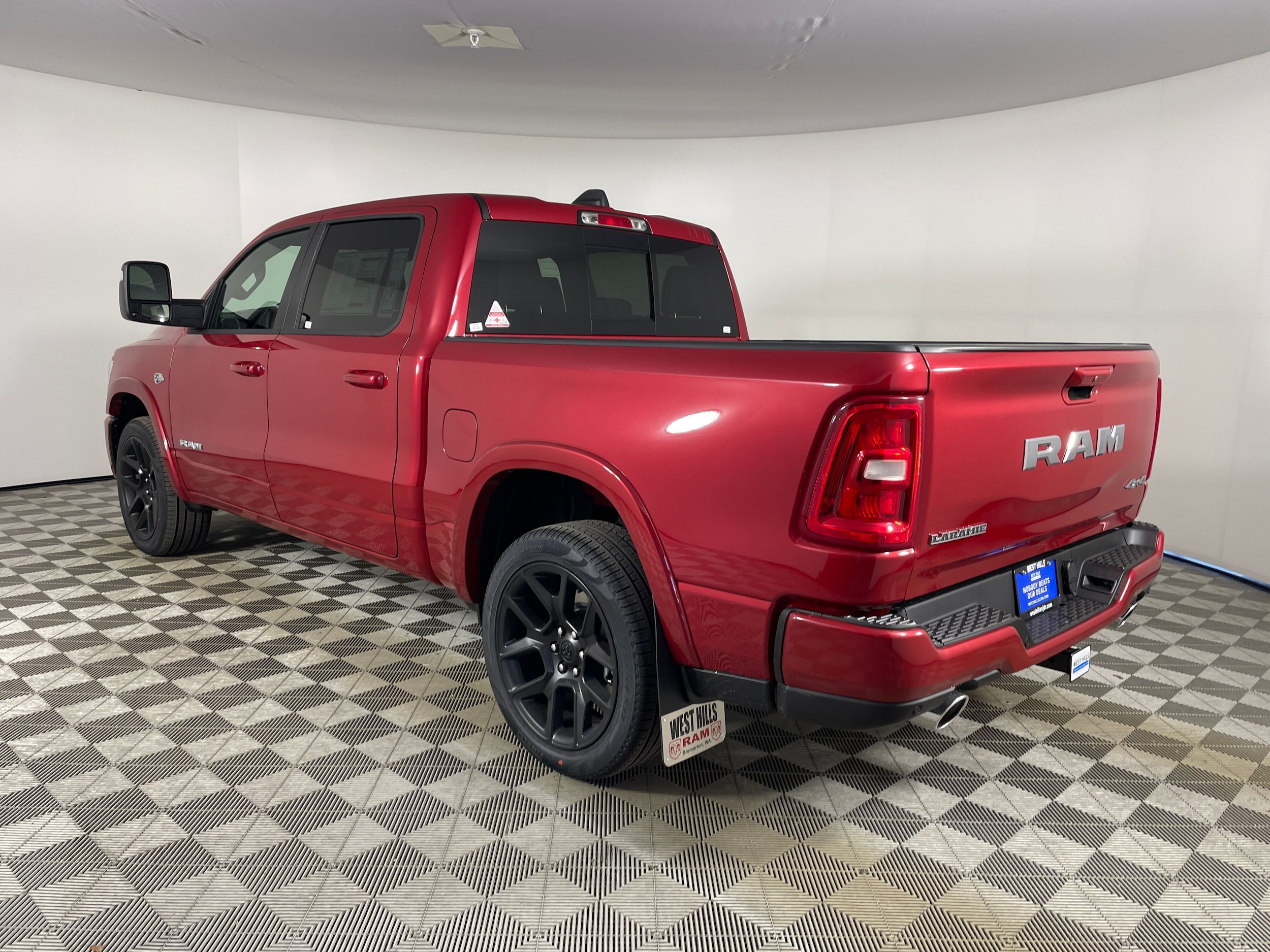 2026 RAM 1500 Laramie - Photo 5