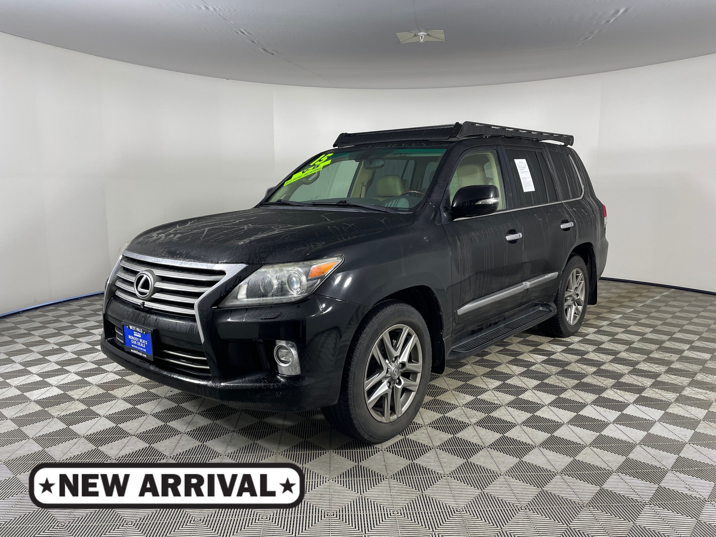 2015 Lexus LX 570's photo