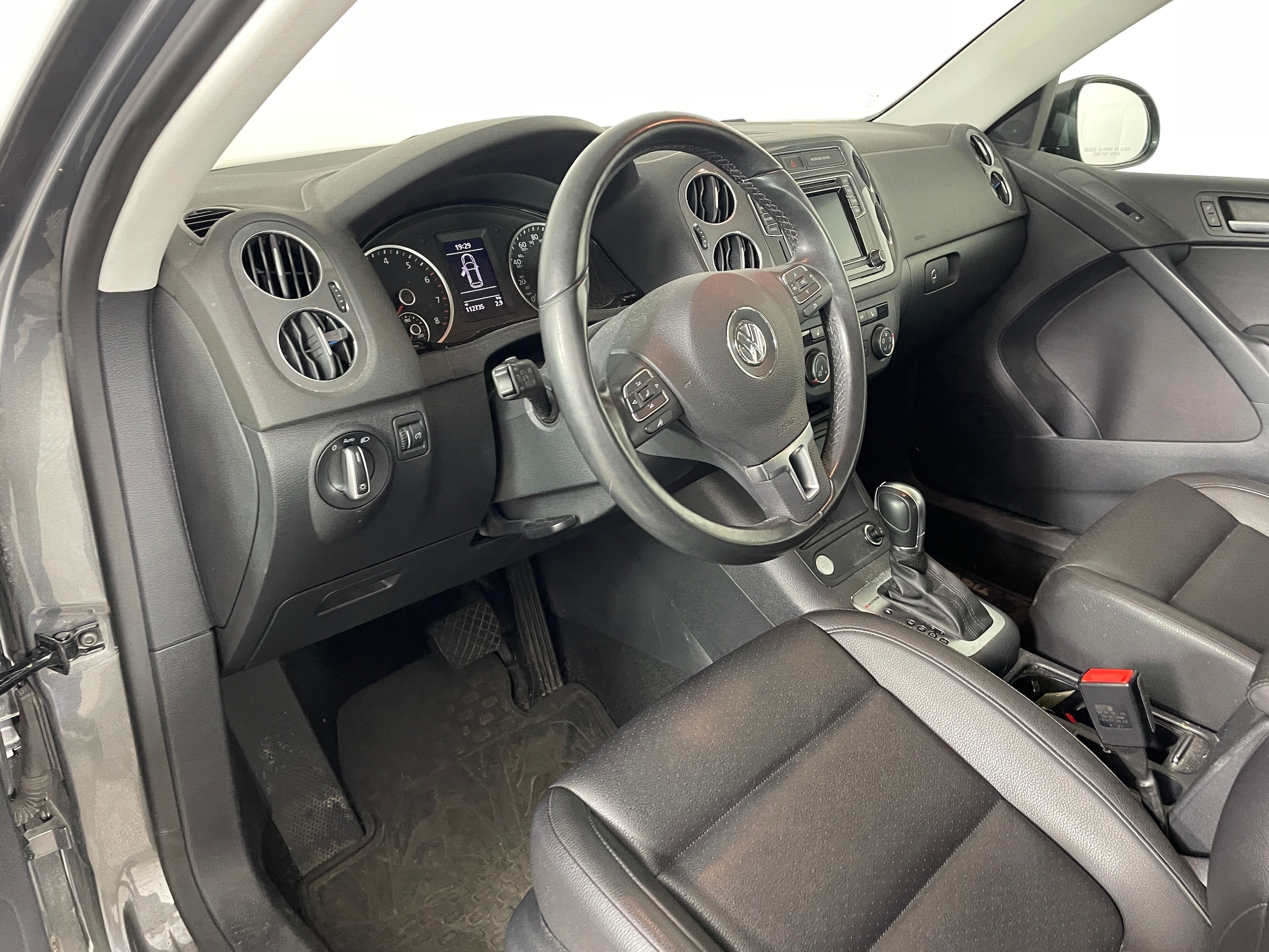 2017 Volkswagen Tiguan 2.0T S 4MOTION photo 3