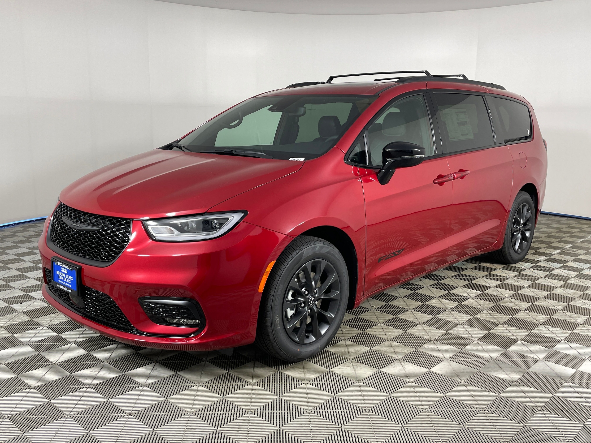 2025 Chrysler Pacifica Select