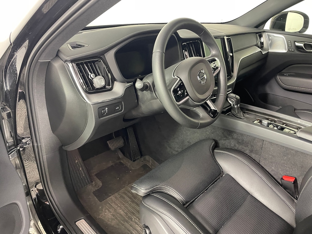 Used 2018 Volvo XC60 T6 AWD Inscription SUV