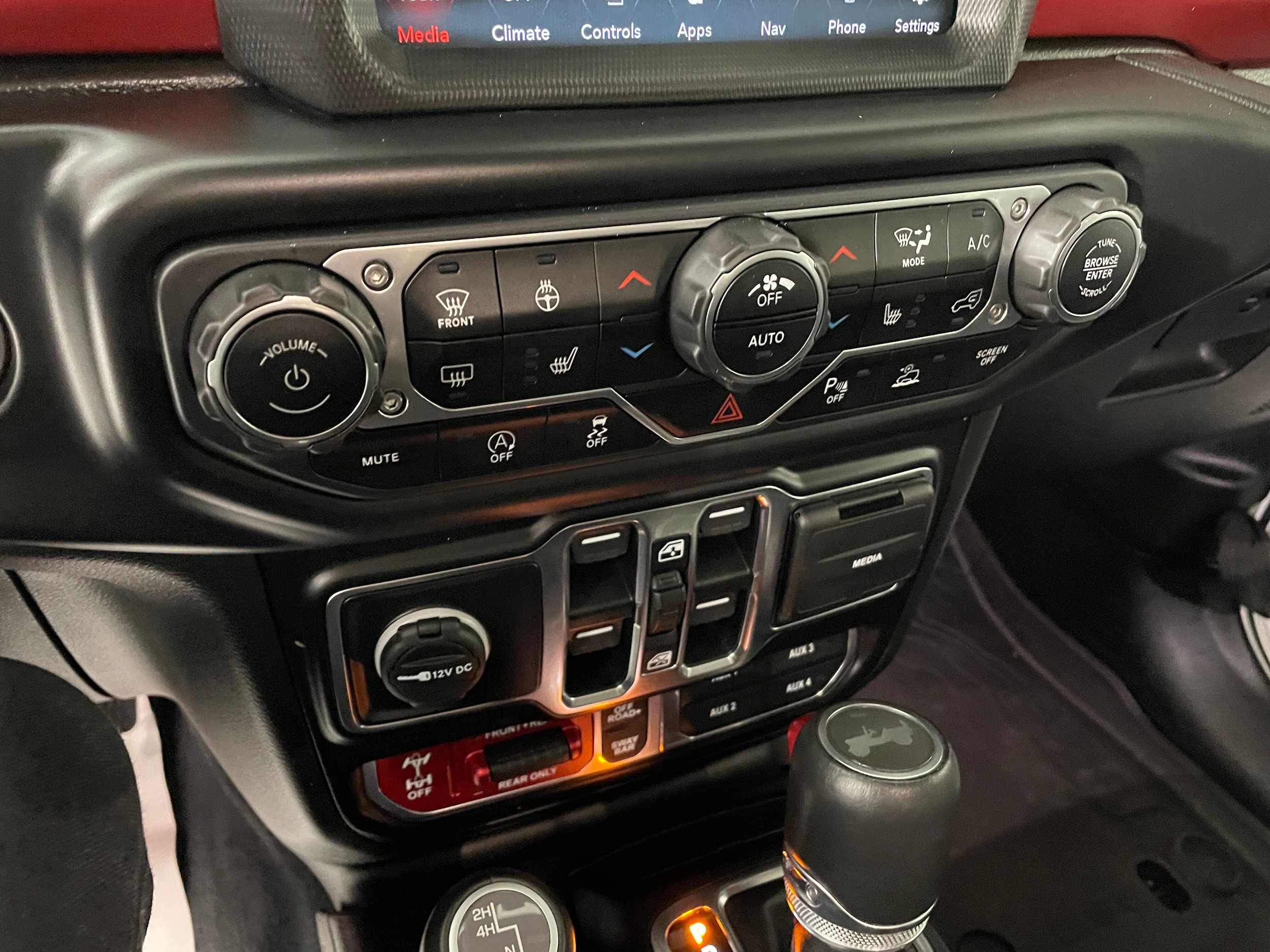 2022 Jeep Wrangler Unlimited Rubicon photo 3