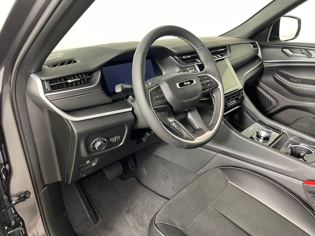 New 2025 Jeep Grand Cherokee ALTITUDE 4X4 Sport Utility