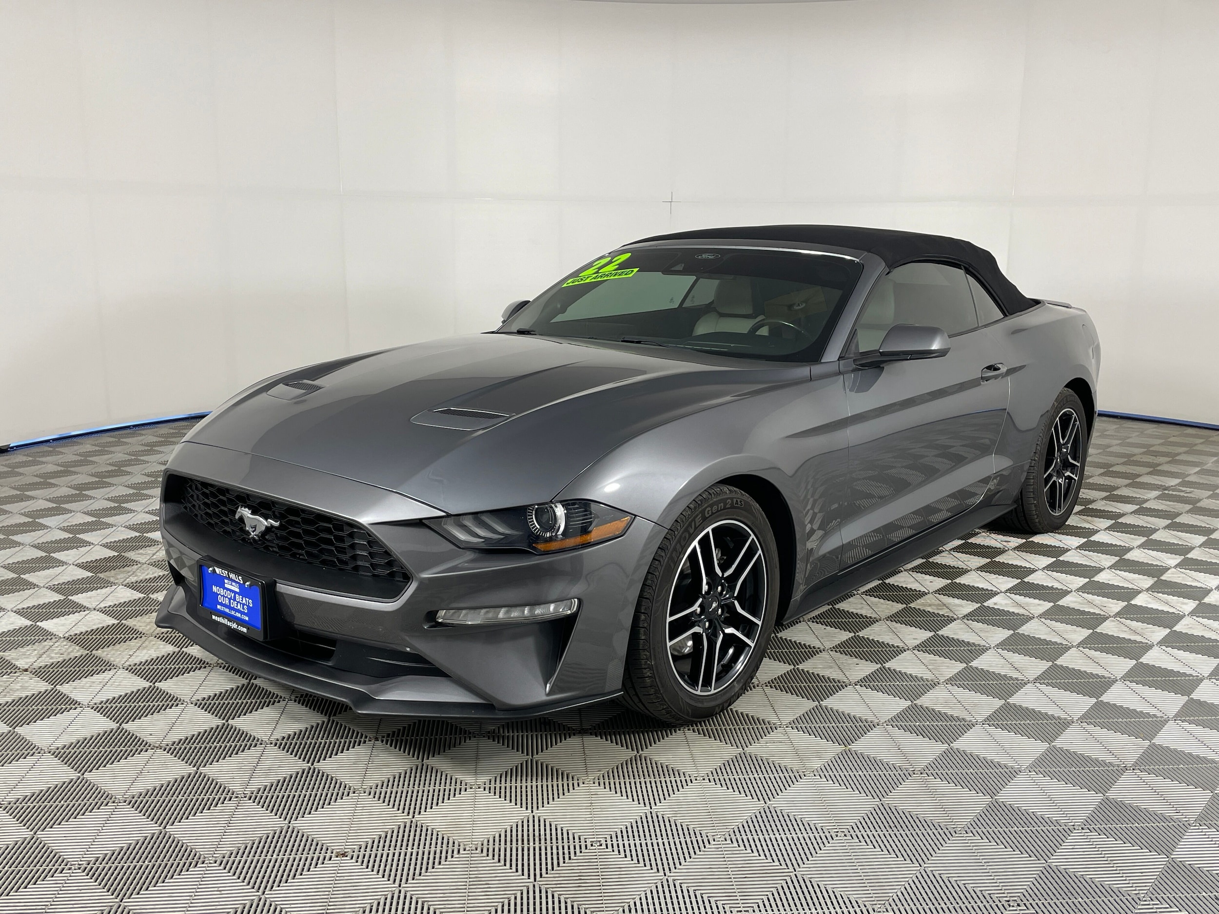 2022 Ford Mustang Convertible 