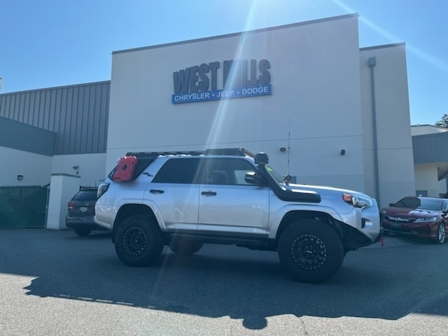 Used 2022 Toyota 4Runner TRD Off-Road Premium with VIN JTERU5JRXN6086651 for sale in Bremerton, WA