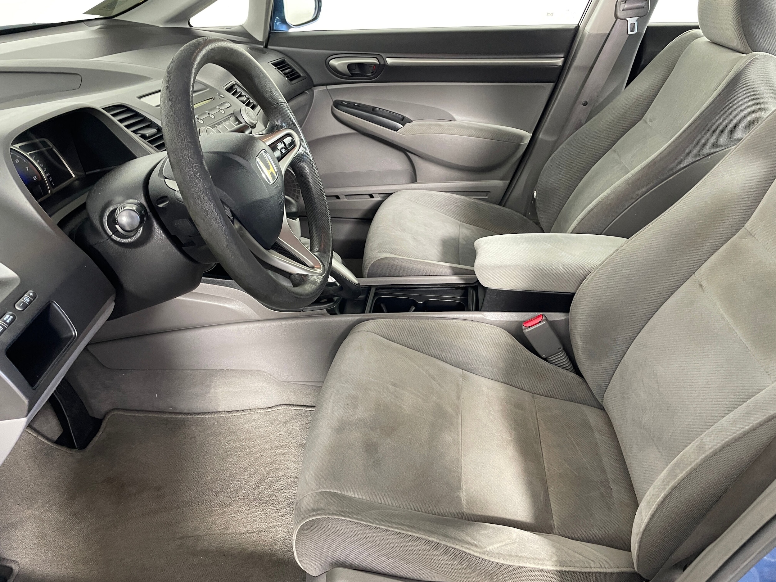 Used 2010 Honda Civic EX with VIN 19XFA1F86AE014827 for sale in Bremerton, WA