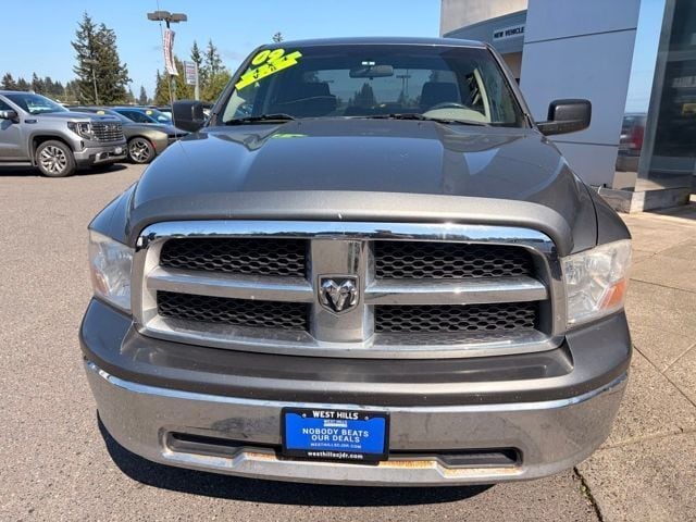 2009 Dodge Ram 1500 ST photo 3