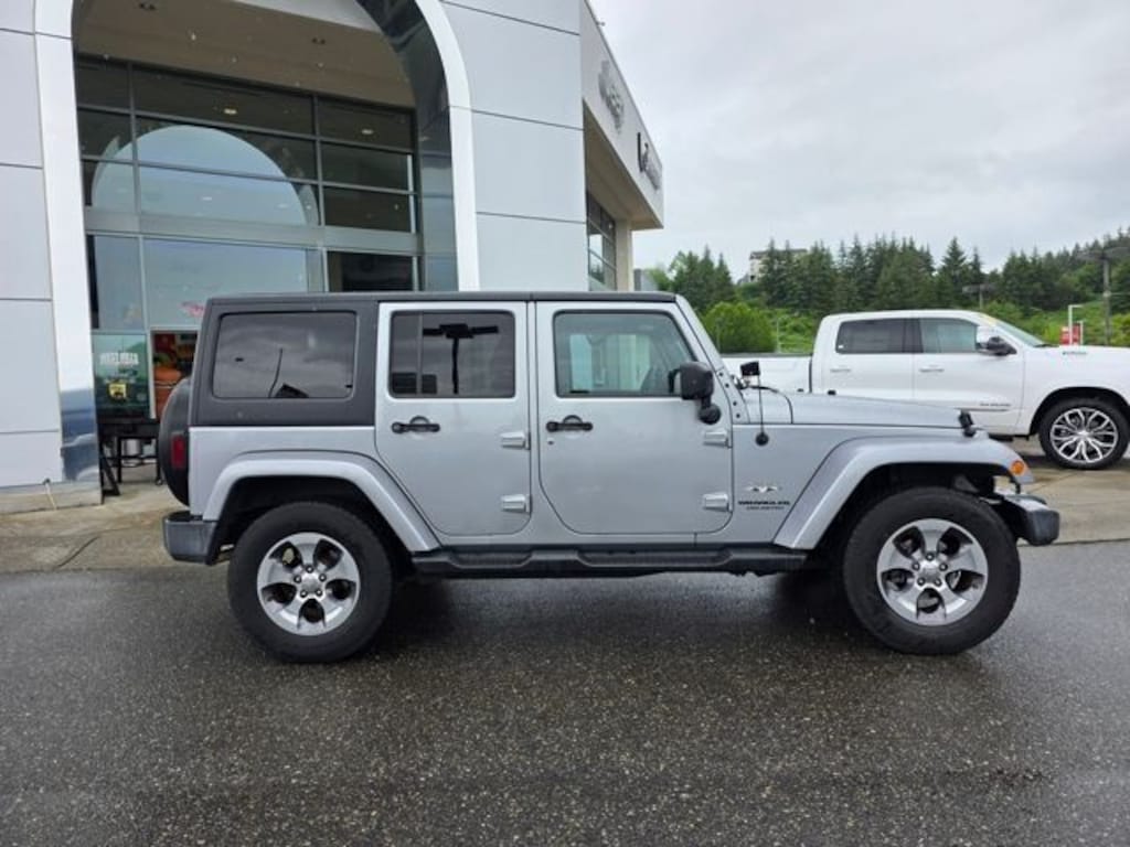 Used 2016 Jeep Wrangler JK Unlimited Sahara 4x4 SUV