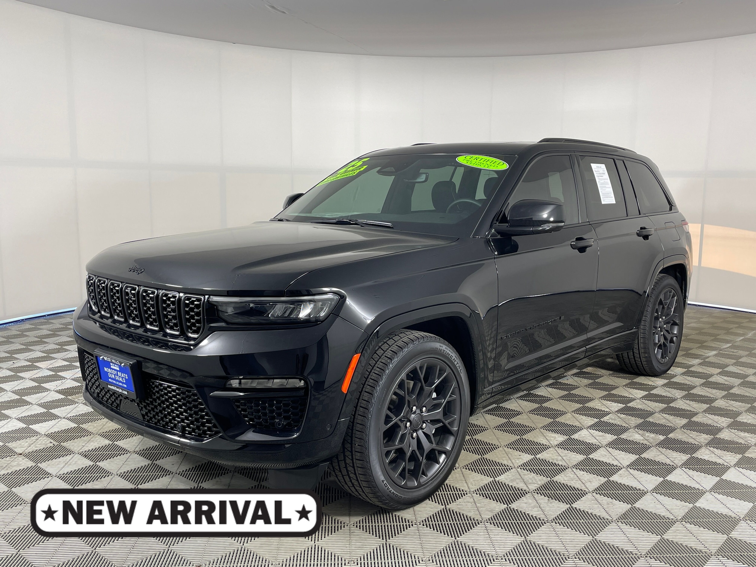 2025 Jeep Grand Cherokee Summit 4x4's photo