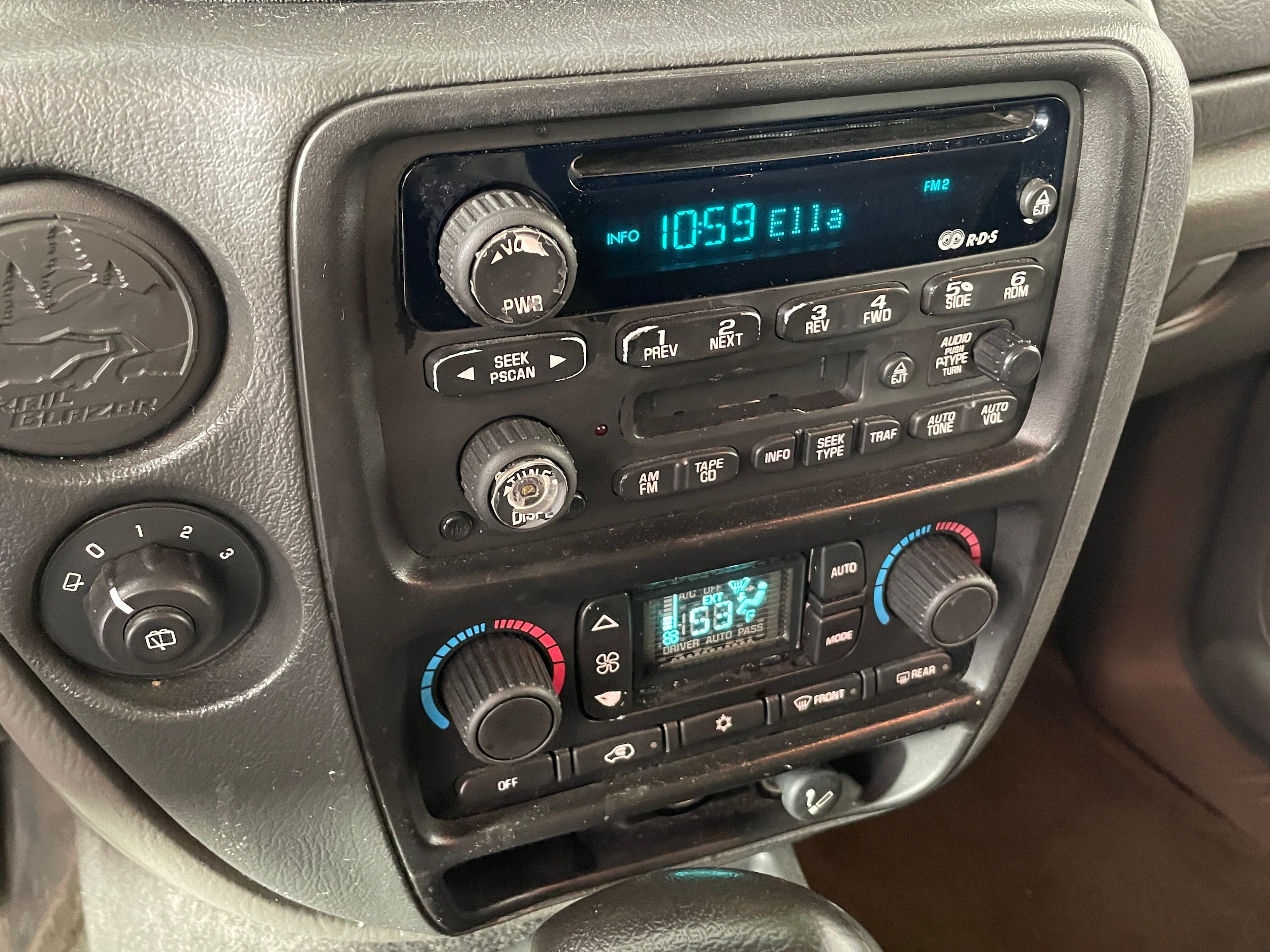 2003 Chevrolet TrailBlazer EXT photo 5