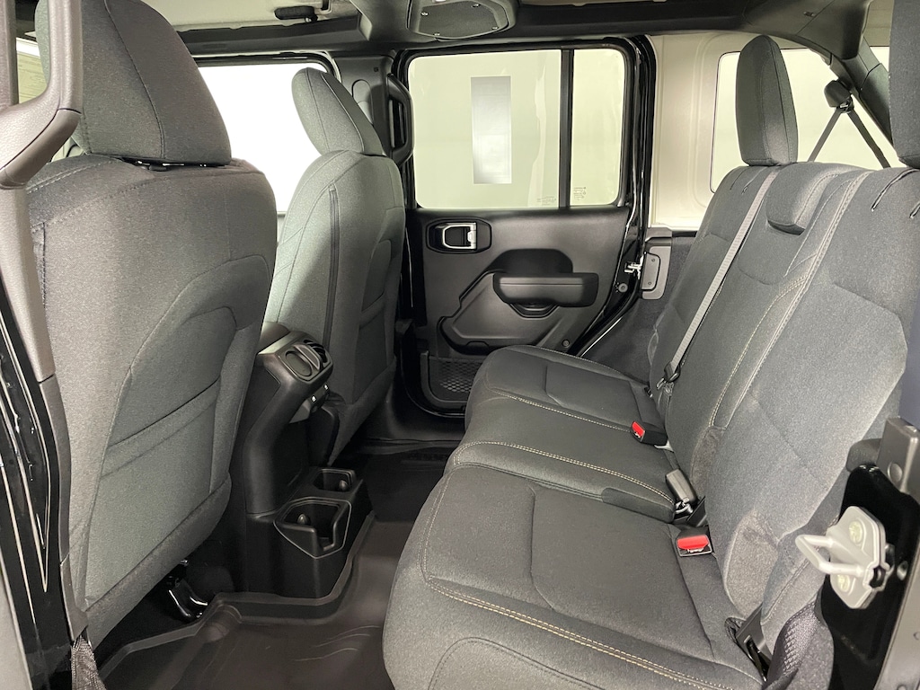 New 2026 Jeep Wrangler 4-DOOR WILLYS Sport Utility