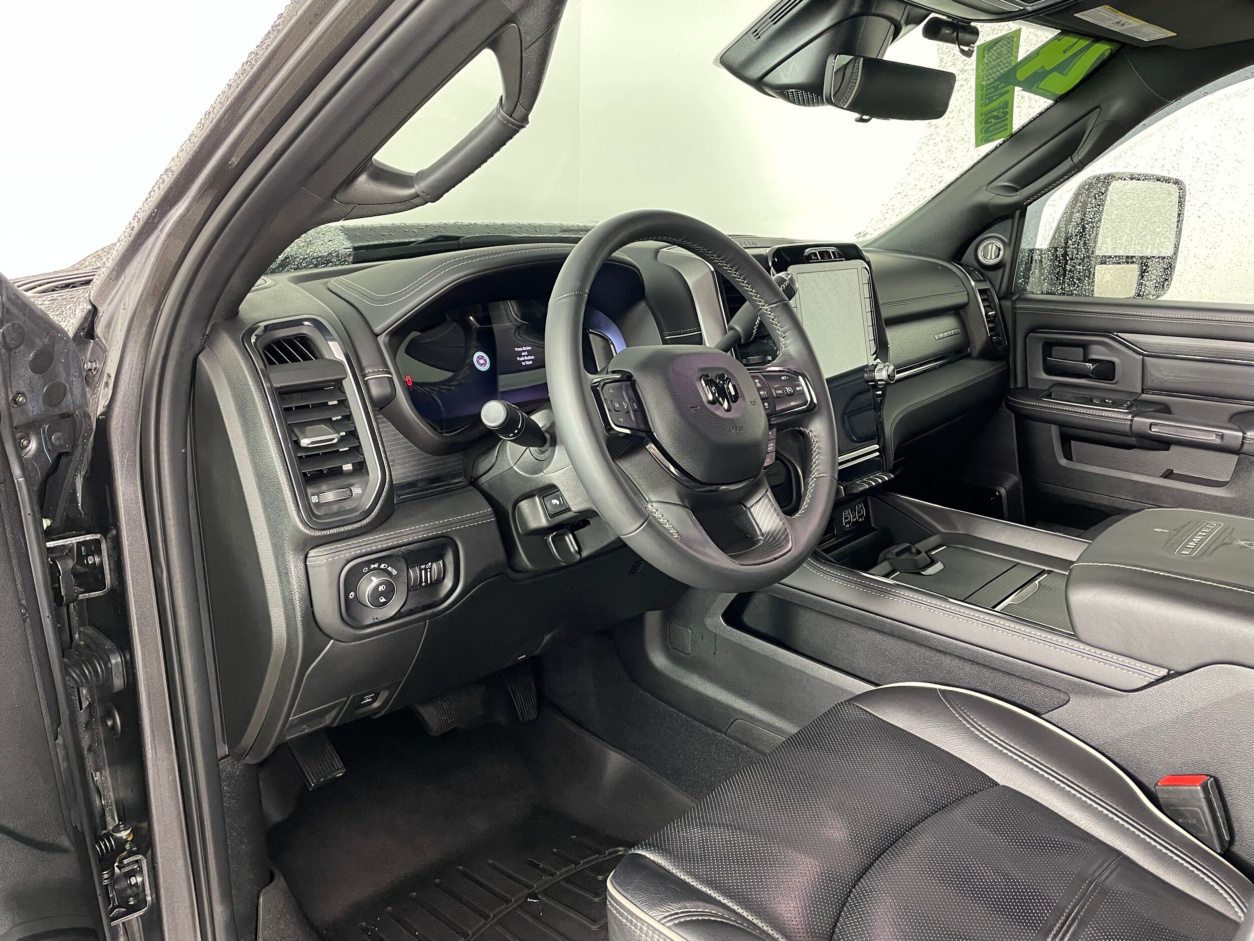 2024 Ram 2500 Limited photo 3