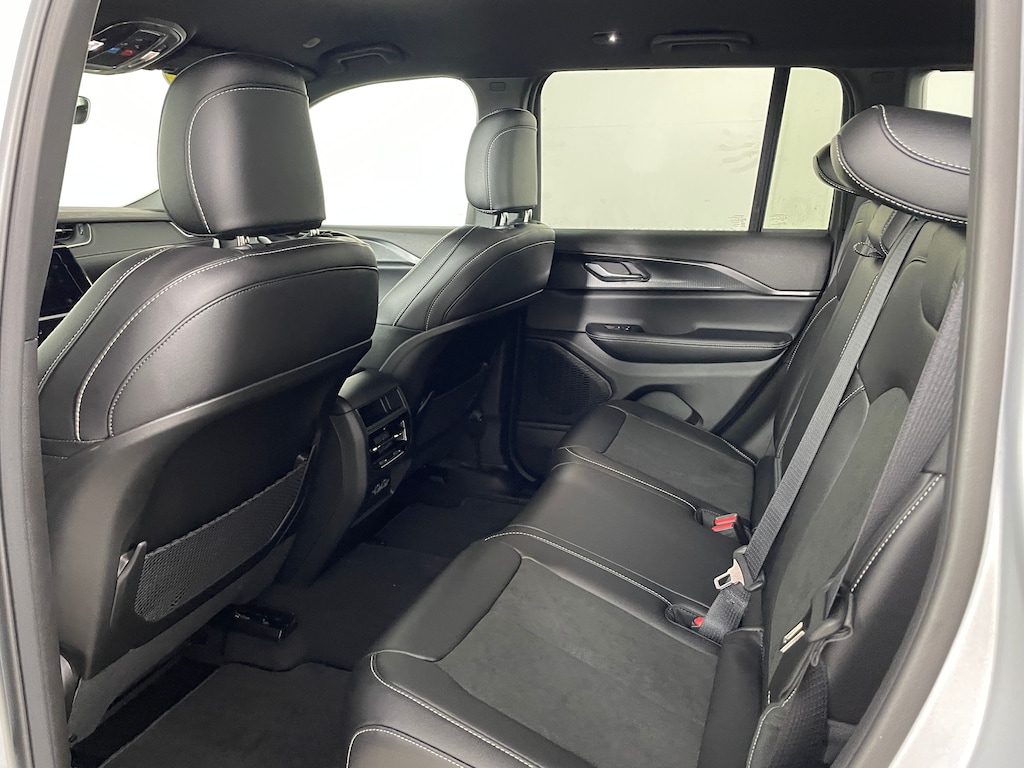 New 2025 Jeep Grand Cherokee ALTITUDE 4X4 Sport Utility