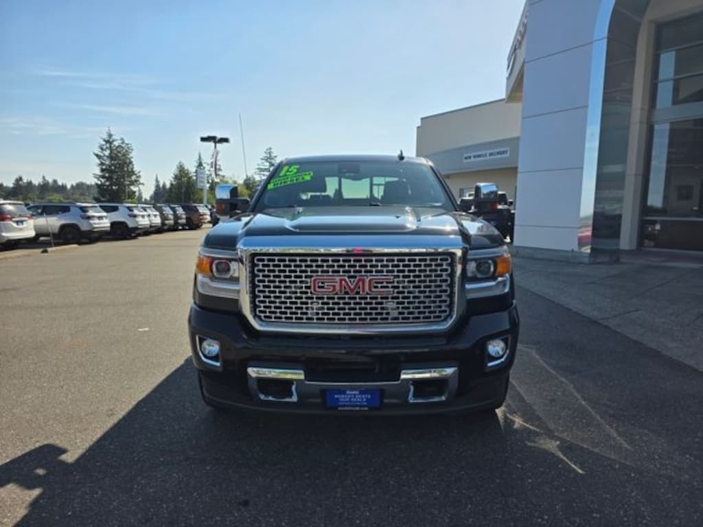 Used 2015 GMC Sierra 2500HD Denali Truck Crew Cab