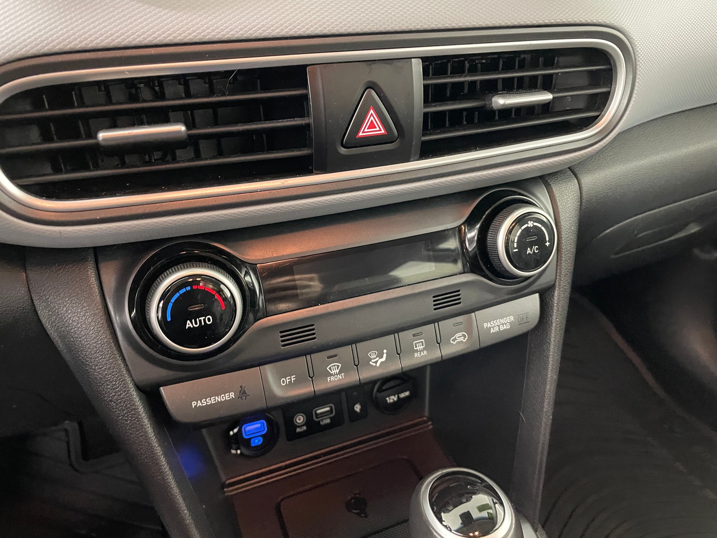 2019 Hyundai Kona Ultimate photo 3