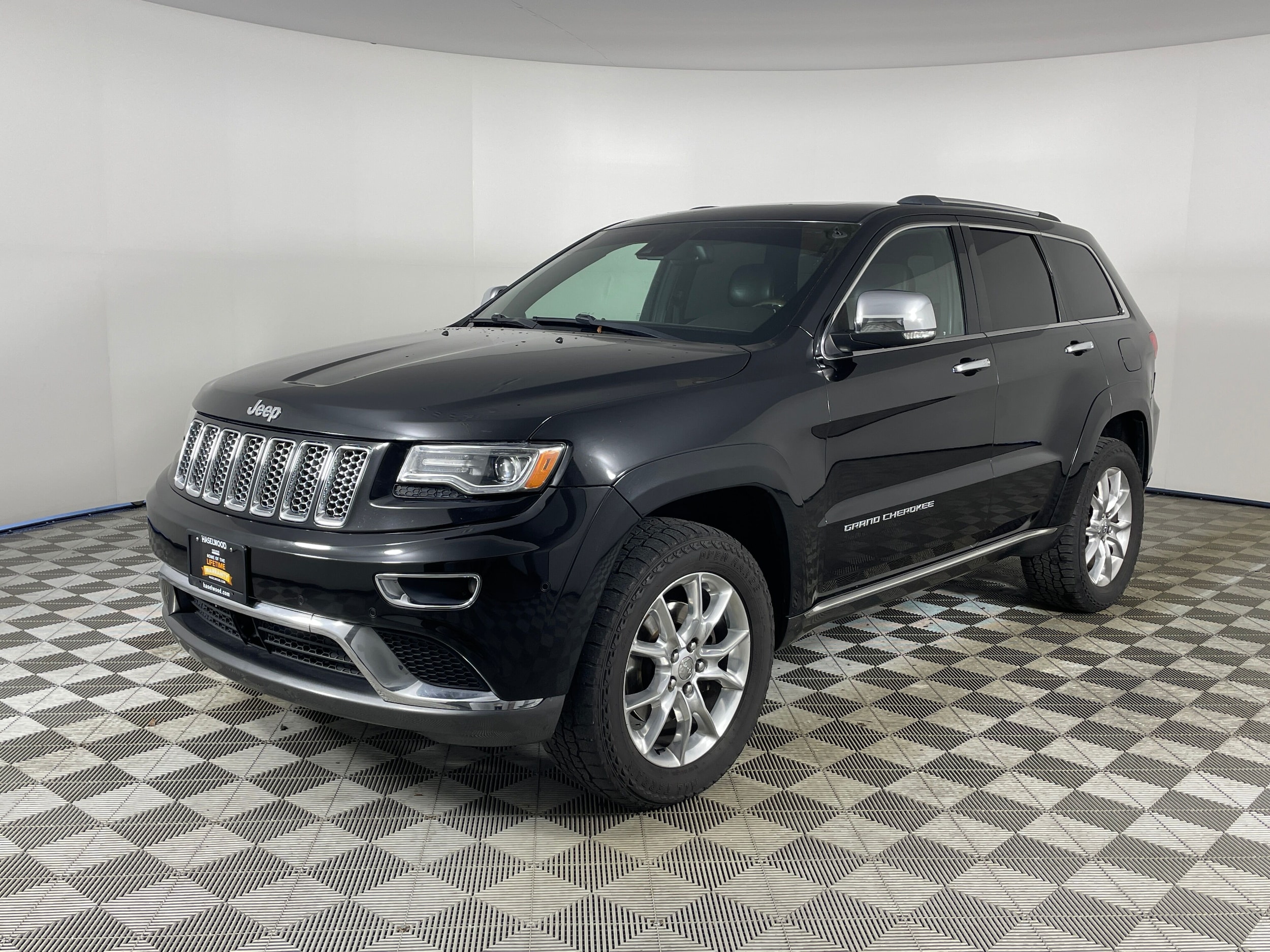 2014 Jeep Grand Cherokee Summit 4WD's photo