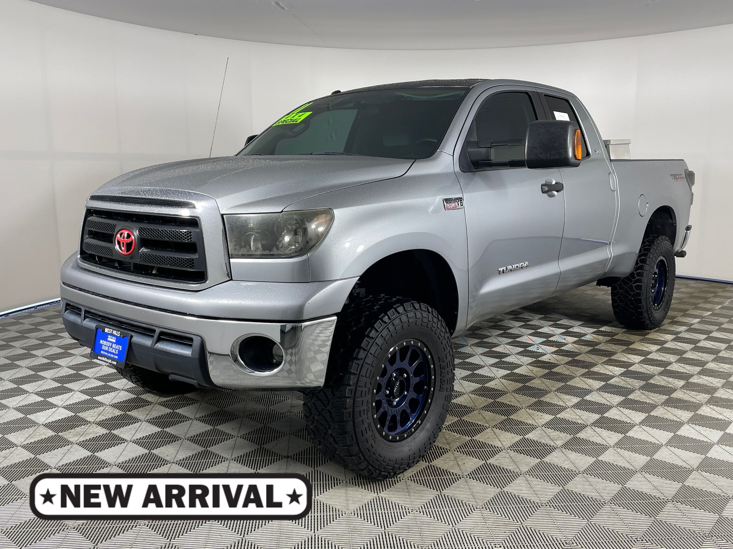 2011 Toyota Tundra 5.7 Auto 4WD Tundra Grade Double Cab's photo