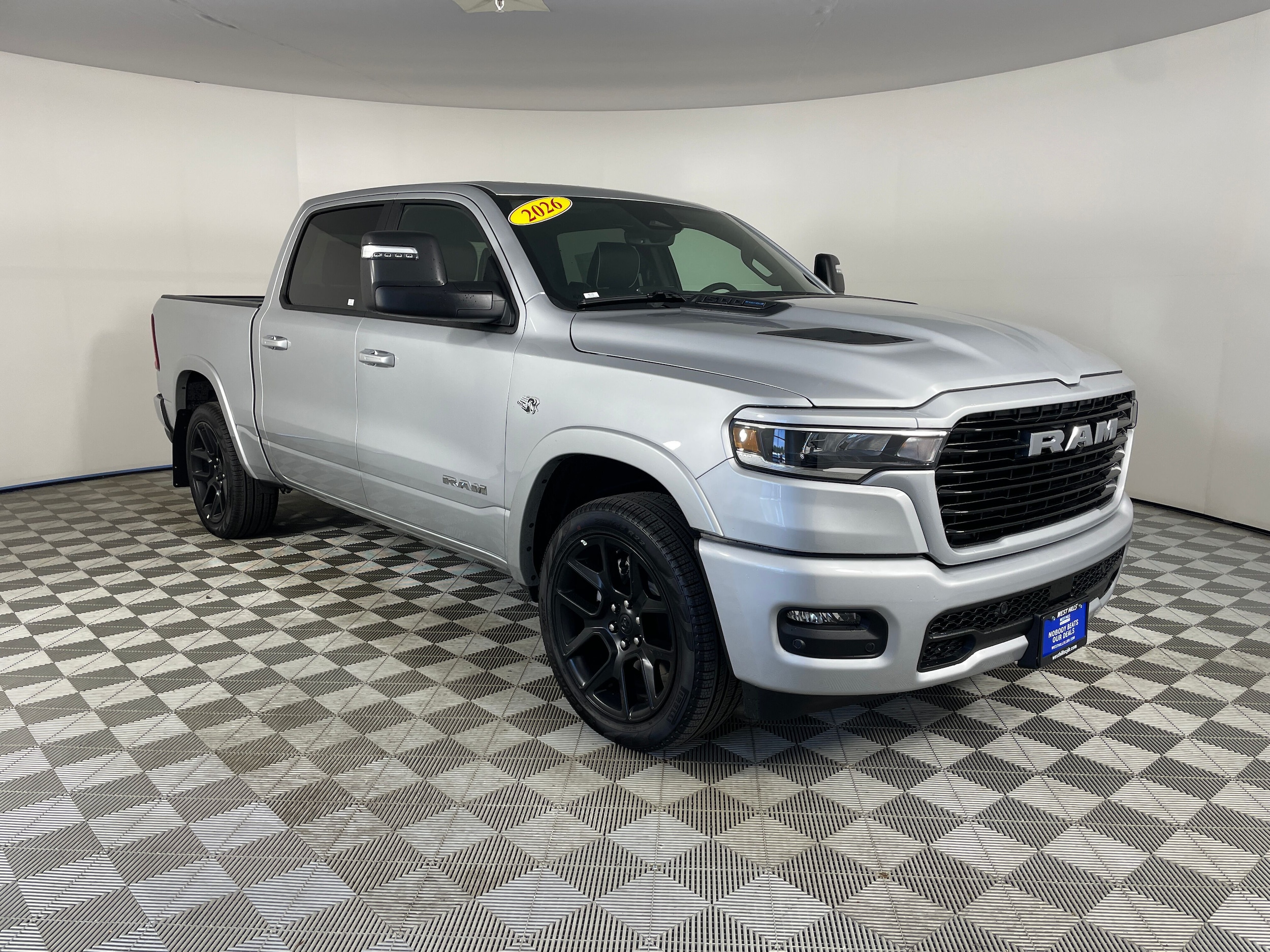 2026 RAM 1500 Laramie - Photo 10