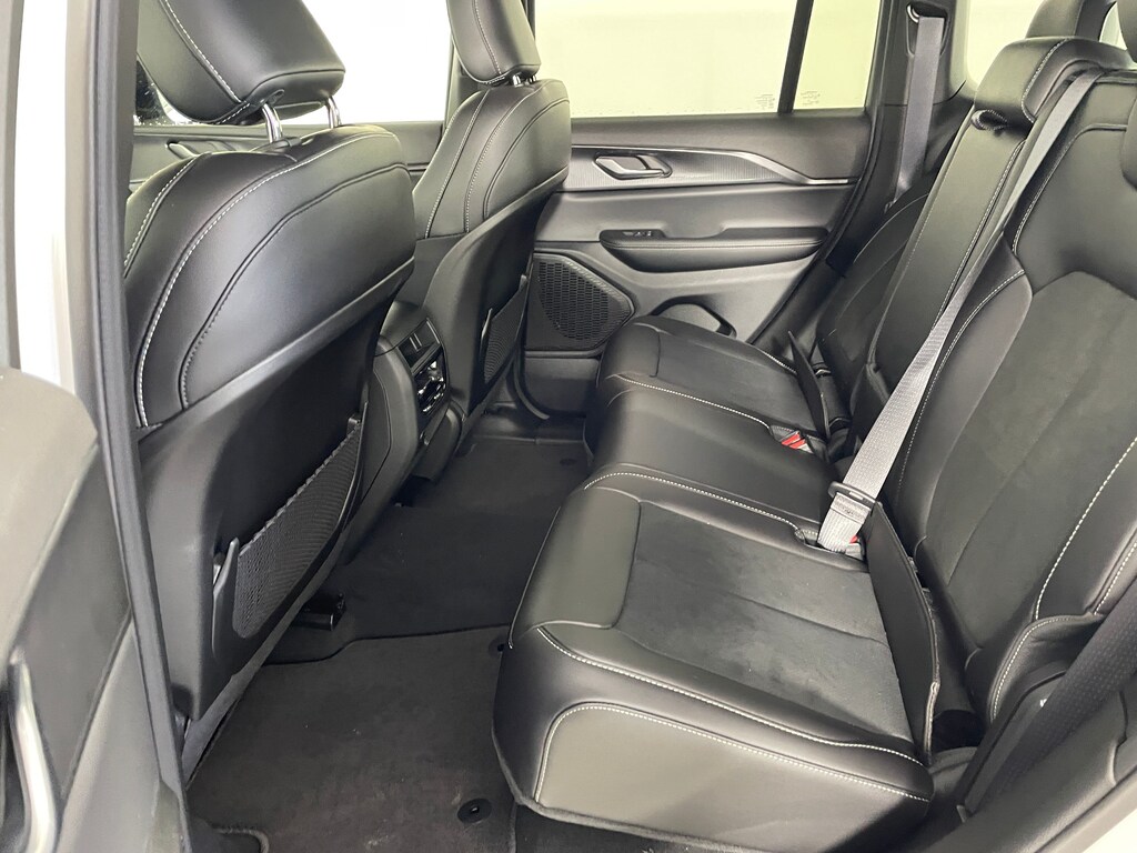 New 2025 Jeep Grand Cherokee ALTITUDE 4X4 Sport Utility