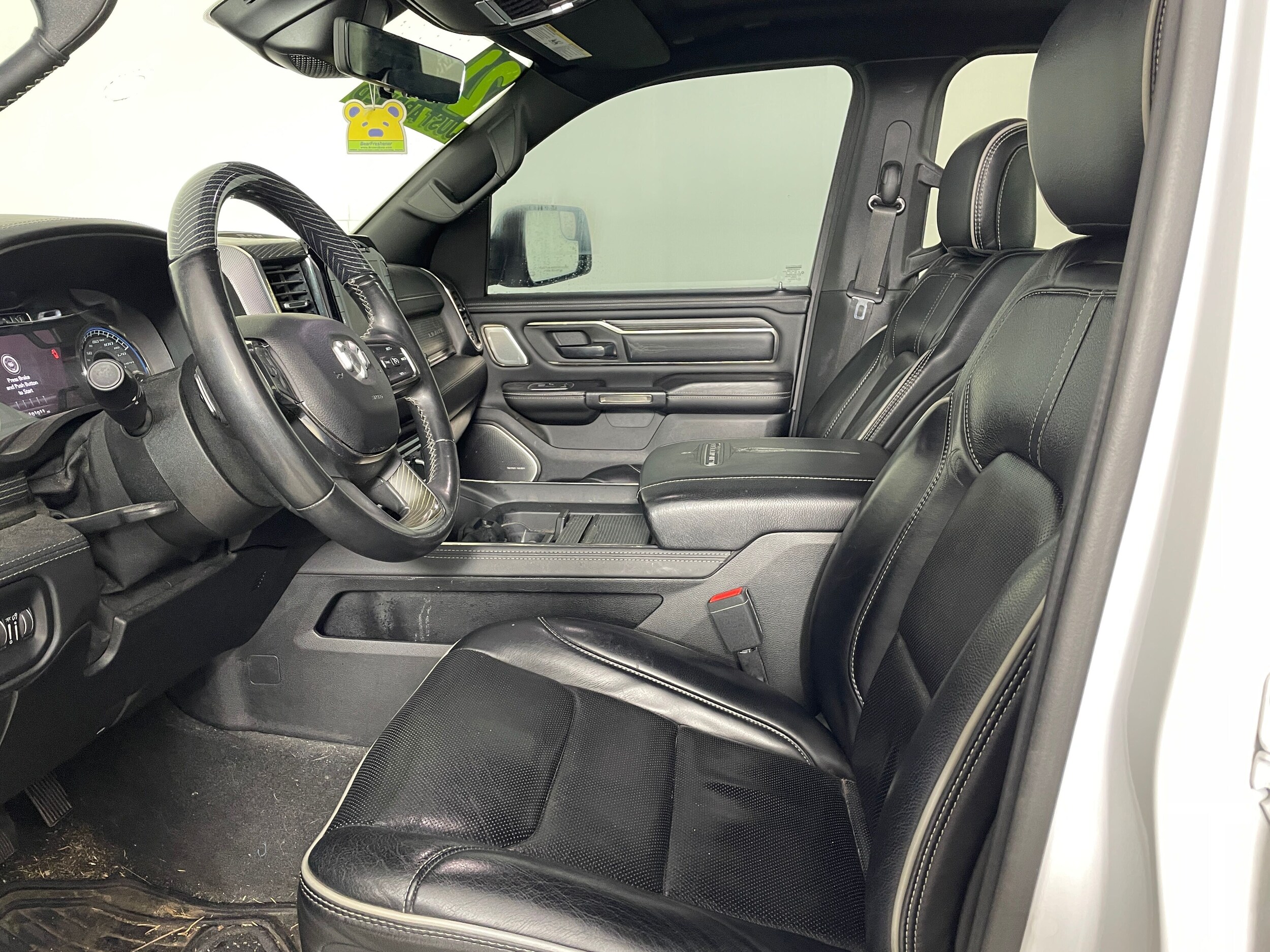 2021 Ram 1500 Limited photo 2