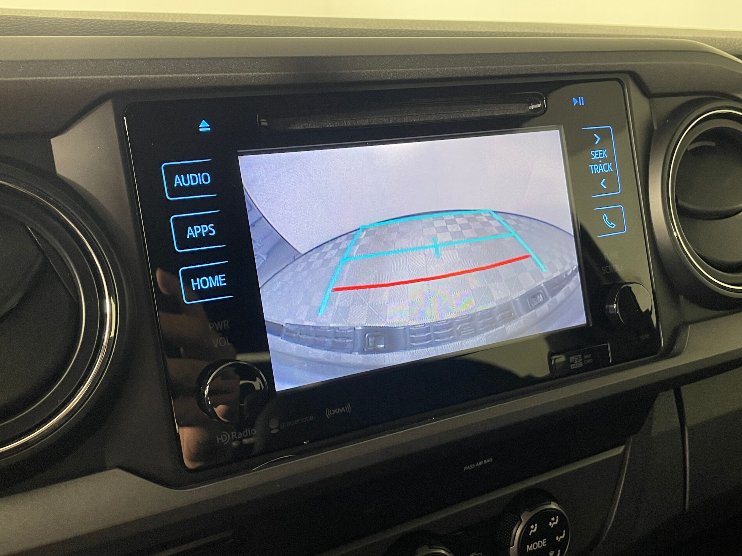 2019 Toyota Tacoma TRD Off Road V6 photo 3