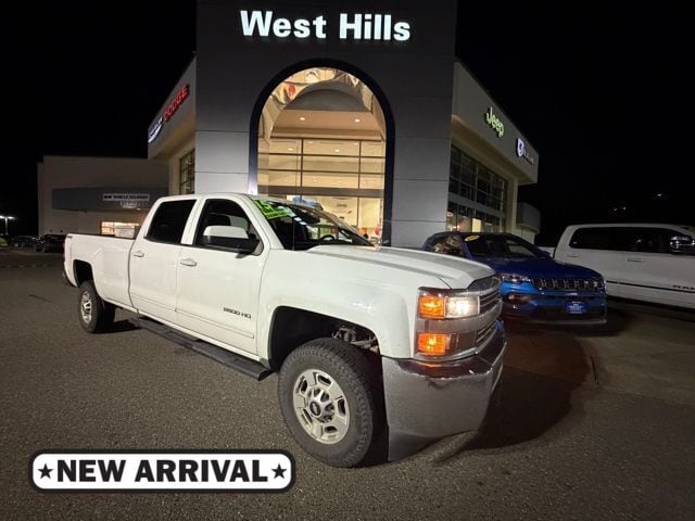 2015 Chevrolet Silverado HD 1LT 4WD Crew Cab Standard Box's photo