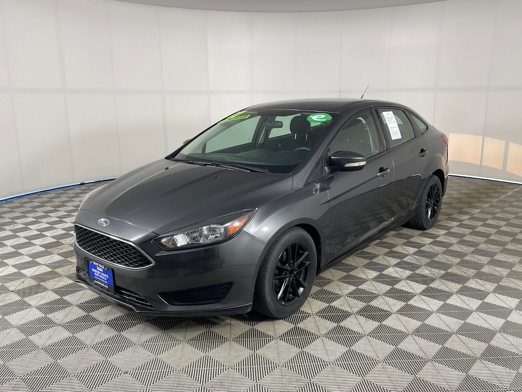 Used 2017 Ford Focus SE Sedan