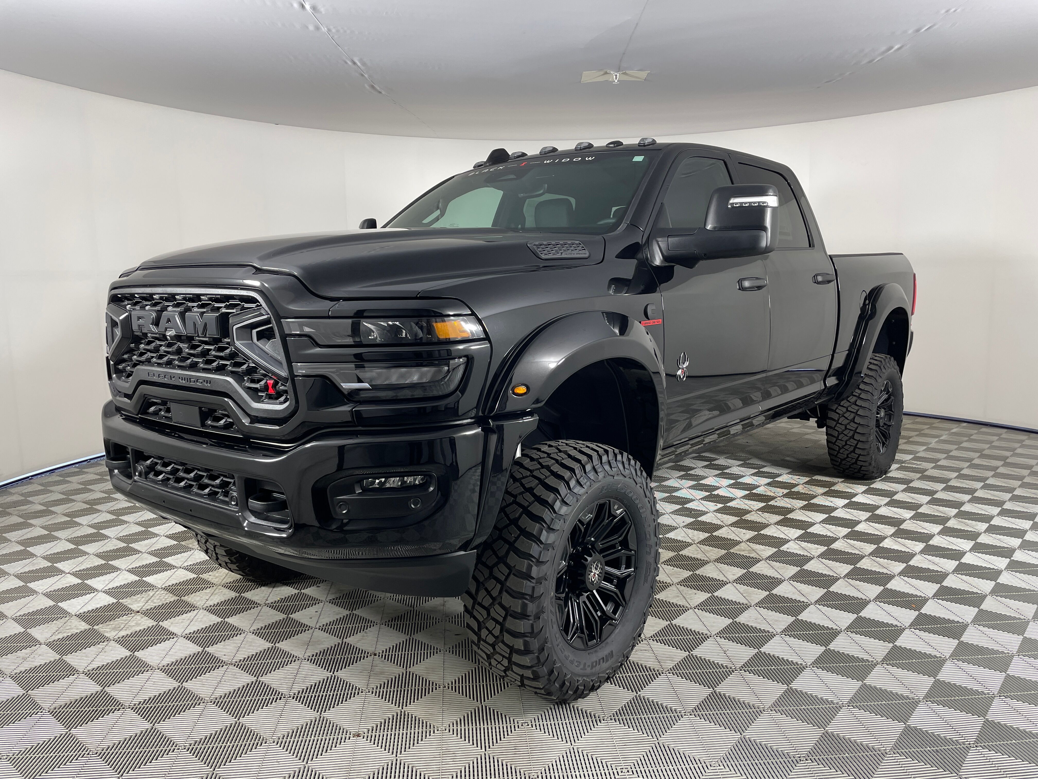 2026 Ram 2500 BIG HORN CREW CAB 4X4 Pickup