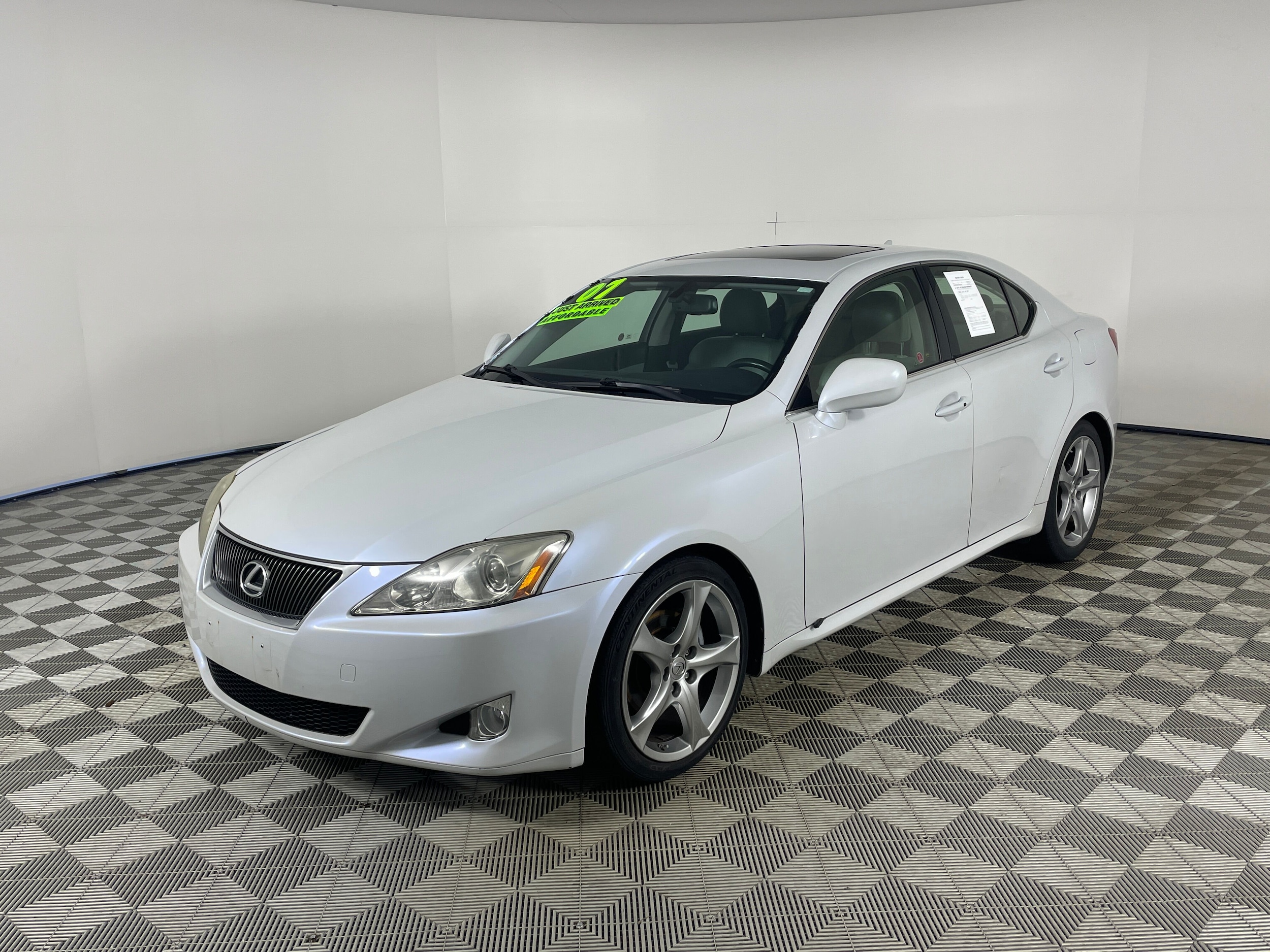 2007 Lexus IS 250's photo