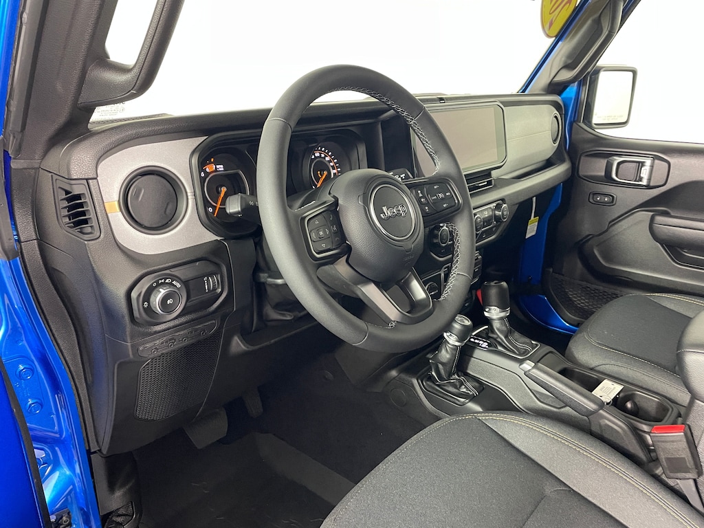 New 2026 Jeep Wrangler 4-DOOR SPORT S Sport Utility