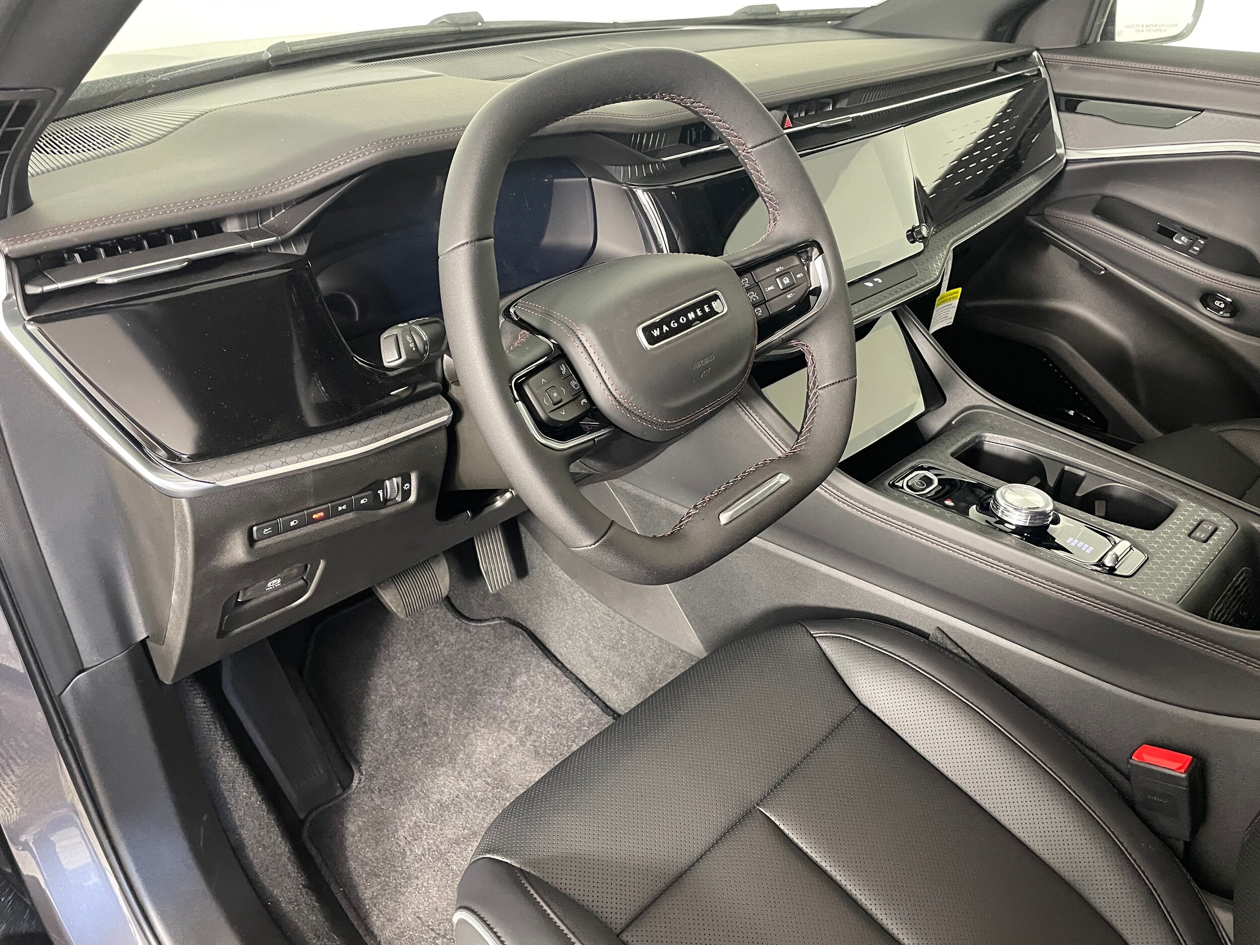 2025 Jeep Wagoneer S Limited photo 2
