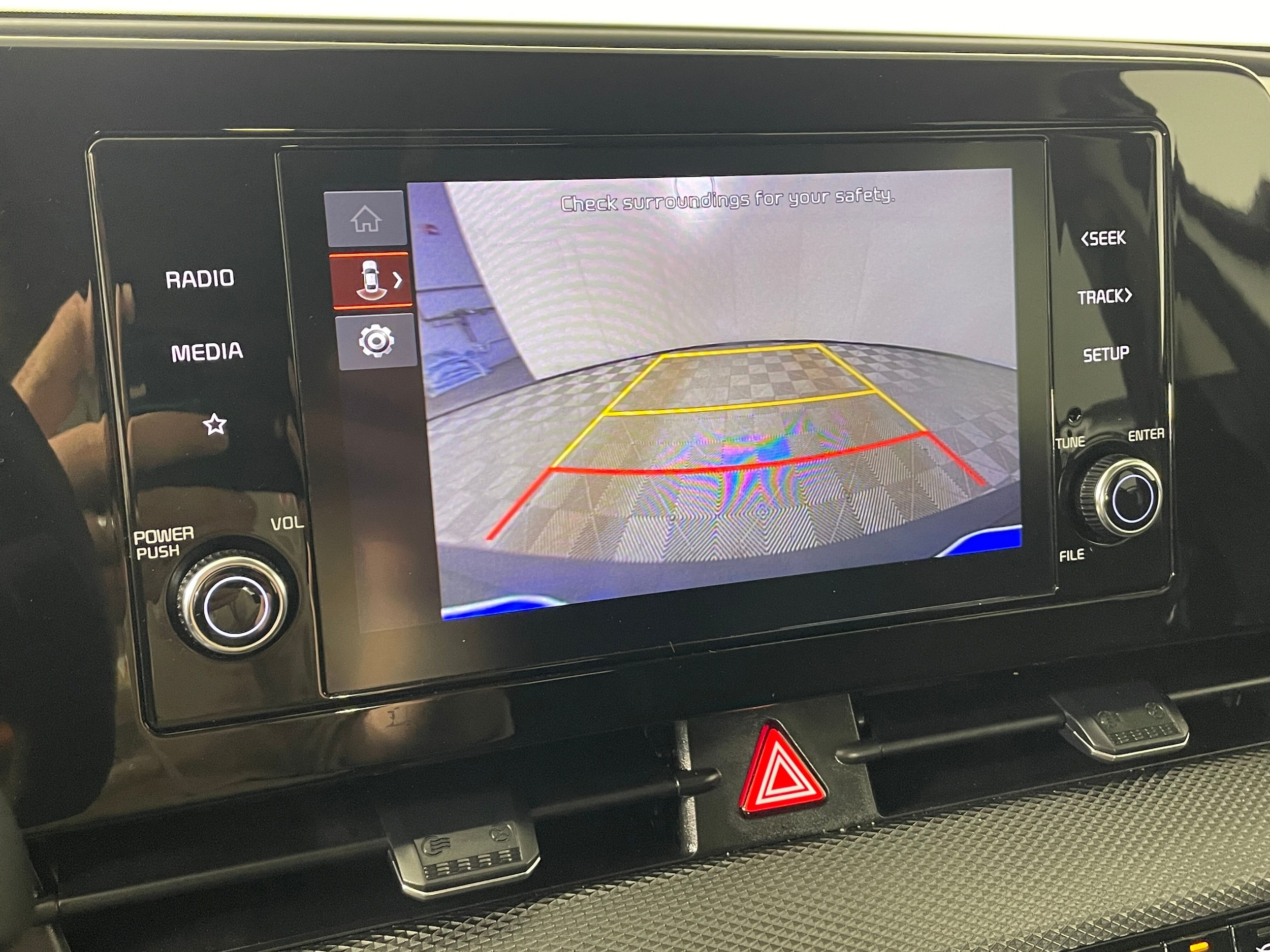 2023 Kia Sportage Hybrid LX photo 3