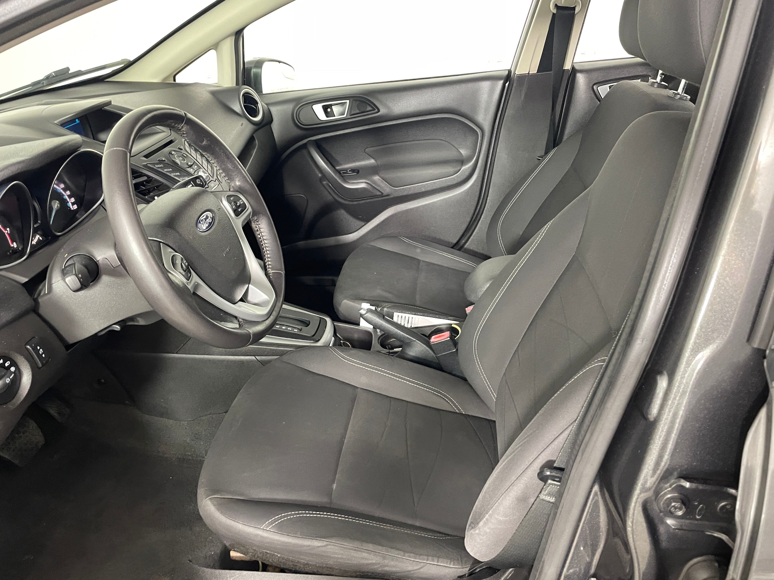 Used 2015 Ford Fiesta SE with VIN 3FADP4EJ3FM200176 for sale in Bremerton, WA