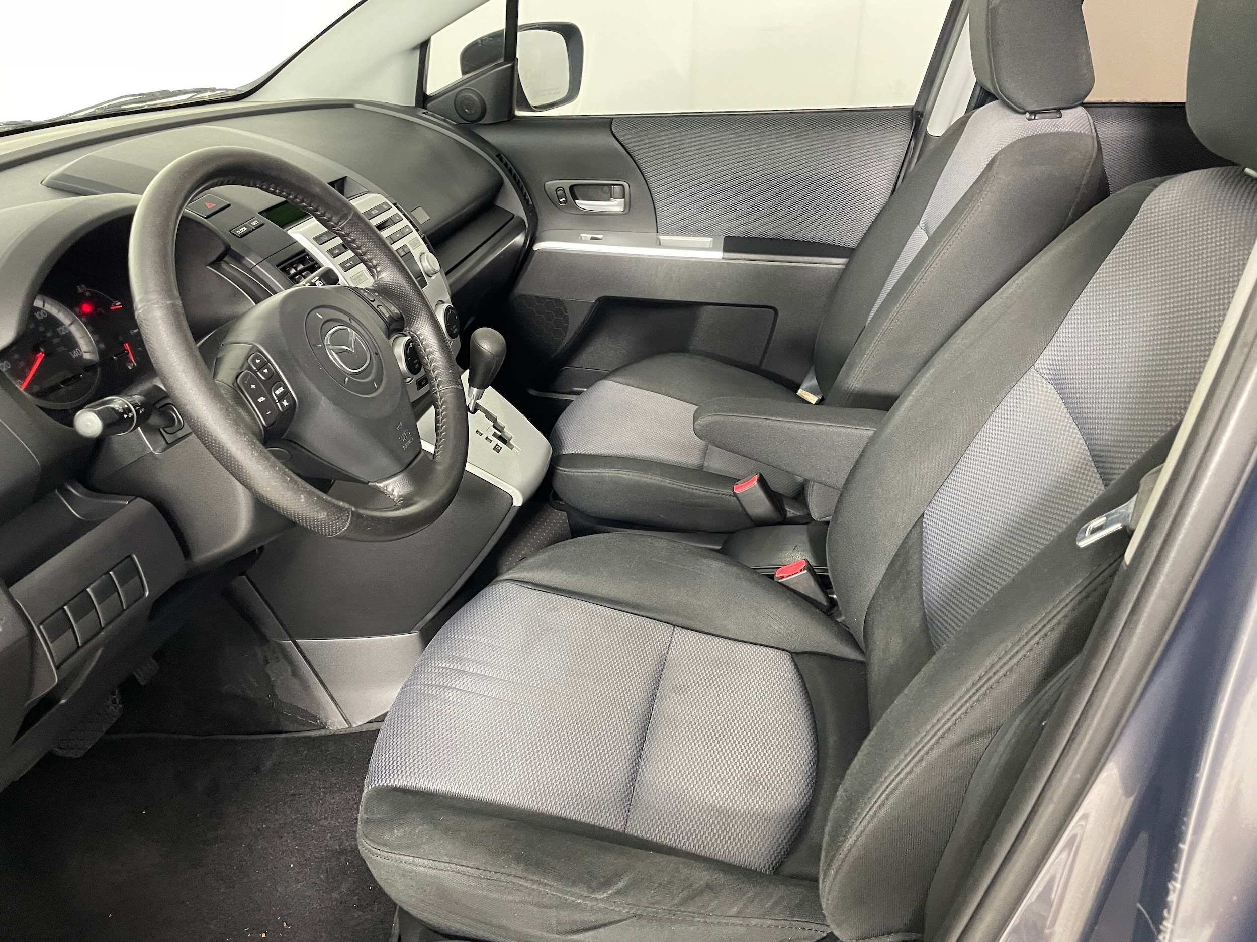 Used 2007 Mazda MAZDA5 Touring with VIN JM1CR293270158796 for sale in Bremerton, WA