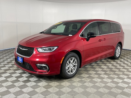 2026 Chrysler Pacifica SELECT Passenger Van