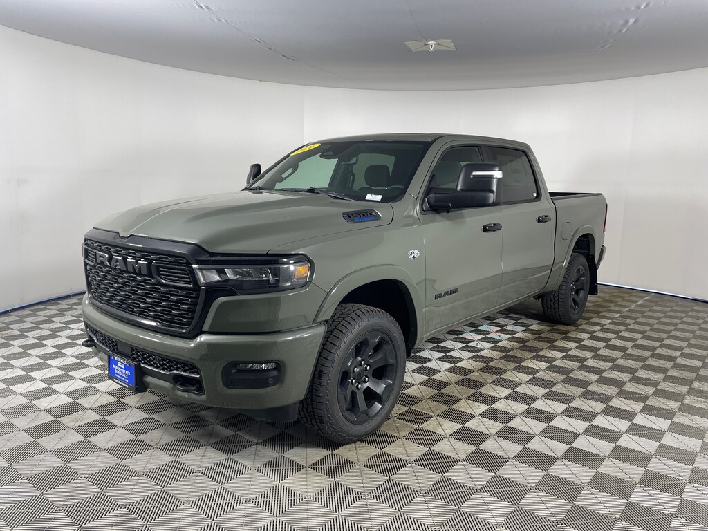 New 2026 Ram 1500 BIG HORN CREW CAB 4X4 5'7 BOX Pickup