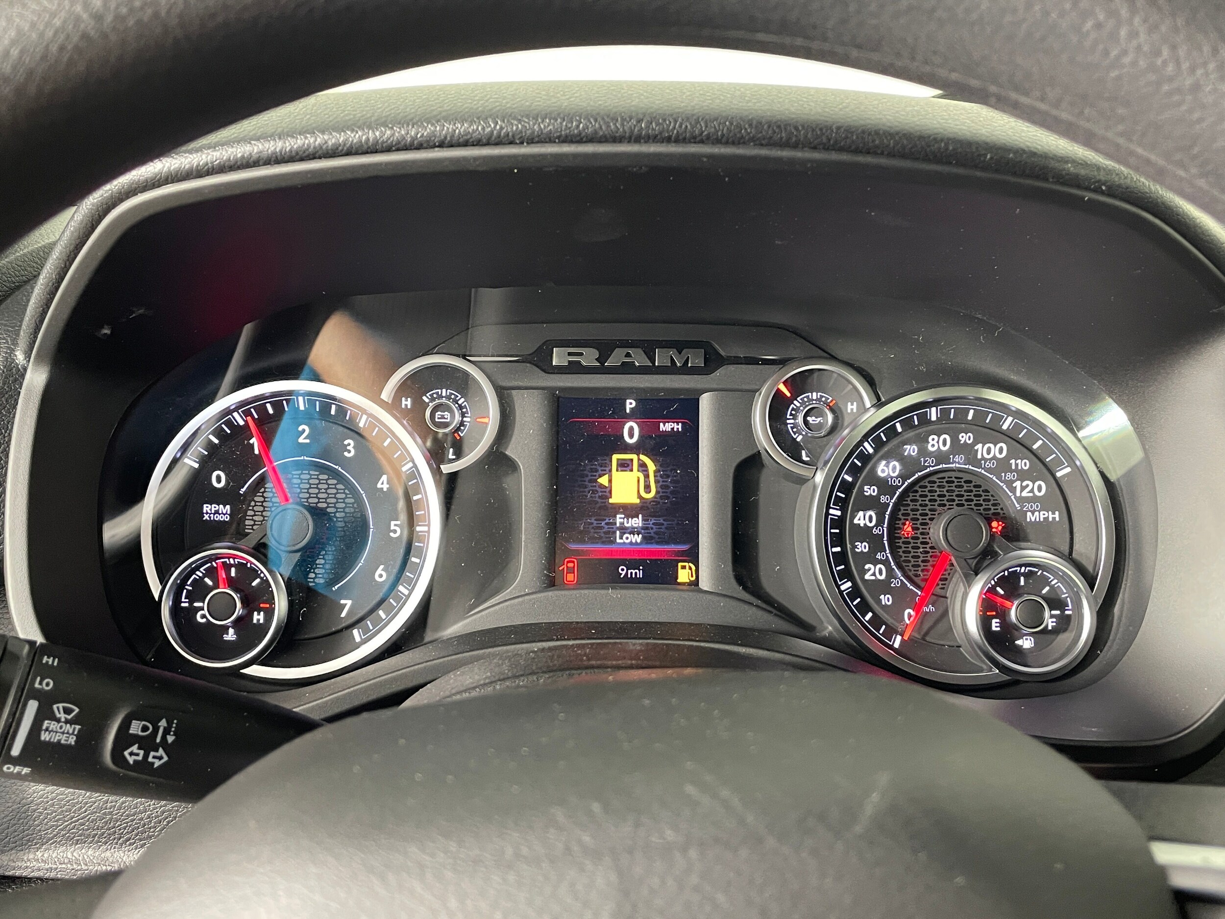2025 Ram 1500 Tradesman photo 2