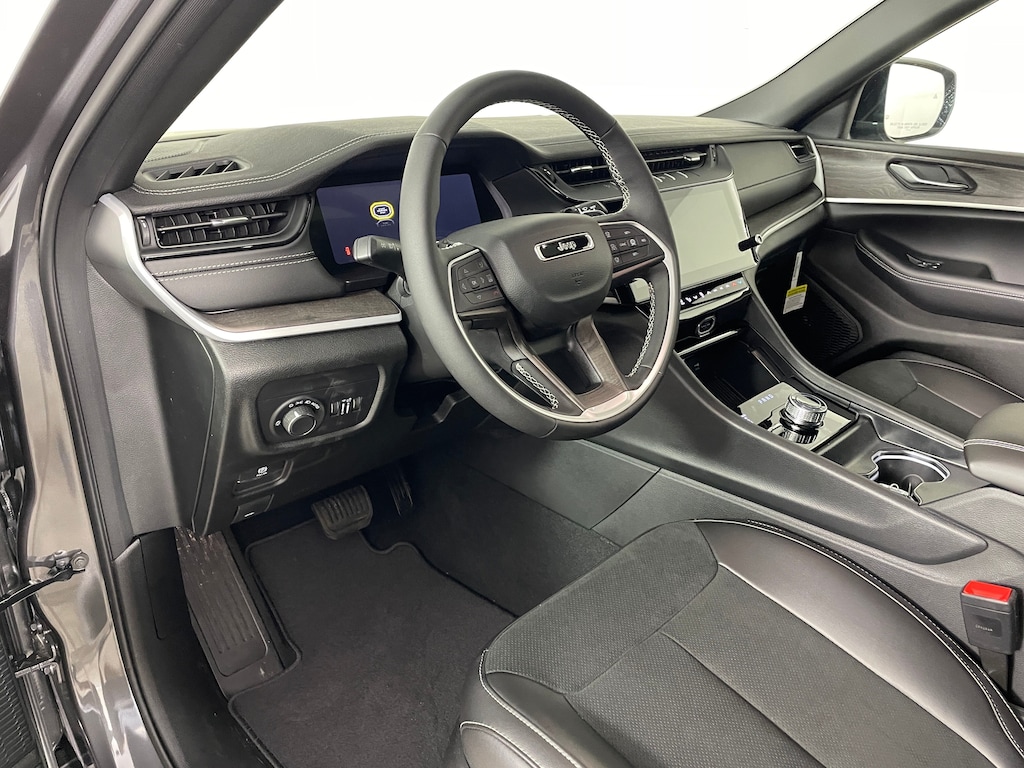 New 2026 Jeep Grand Cherokee L LAREDO ALTITUDE 4X4 Sport Utility