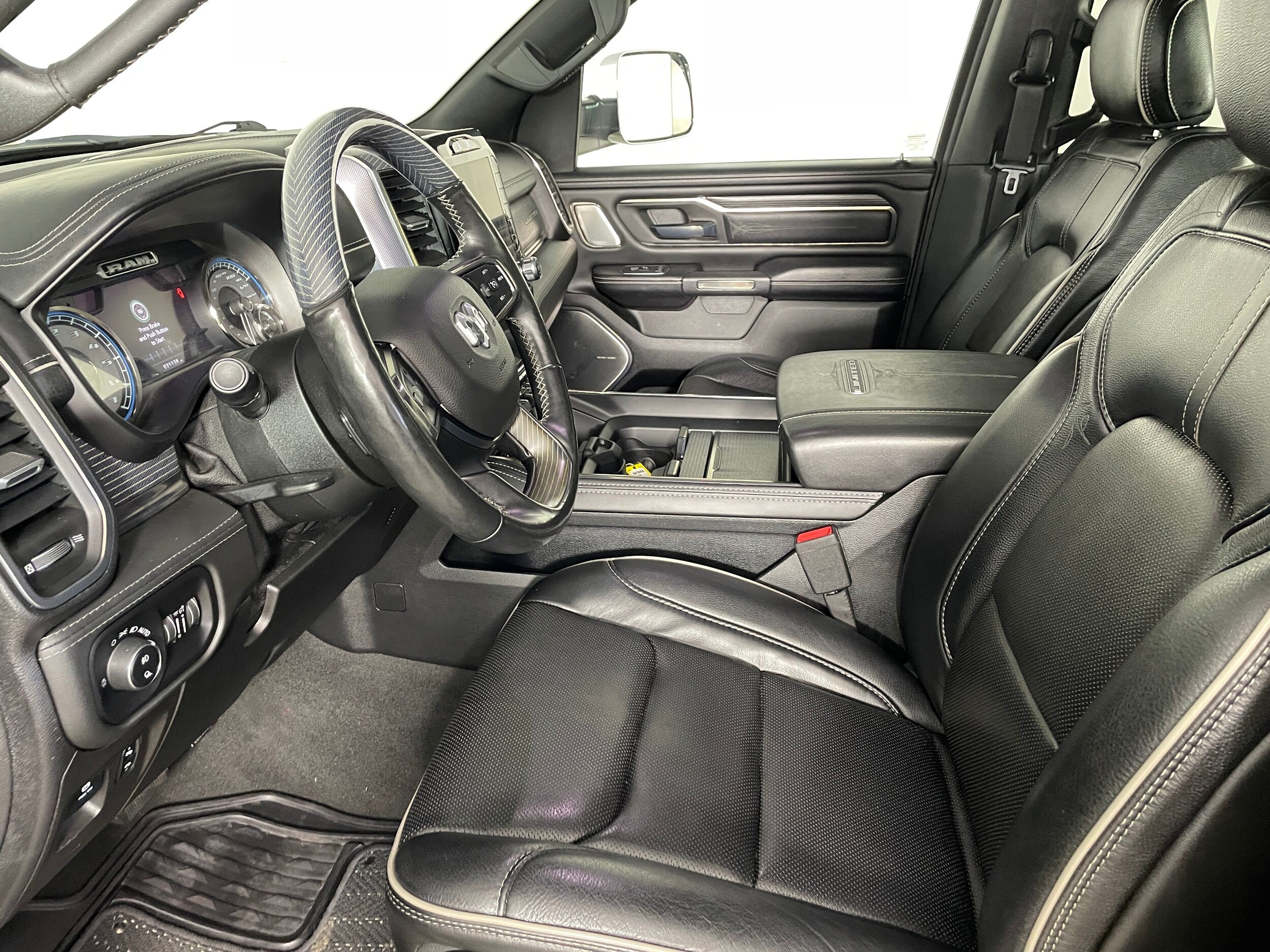 2019 Ram 1500 Limited photo 2