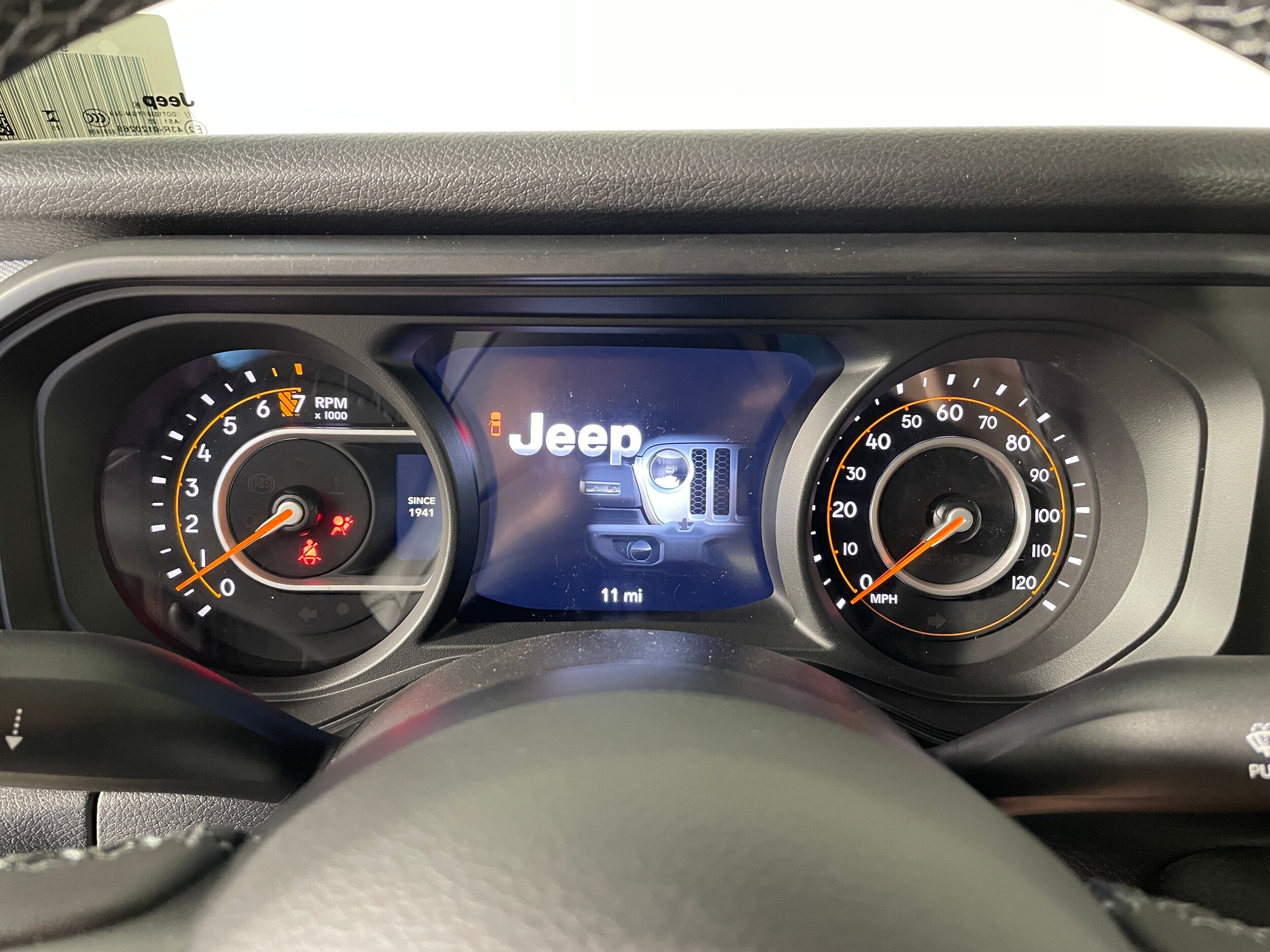 2025 Jeep Gladiator Willys photo 3