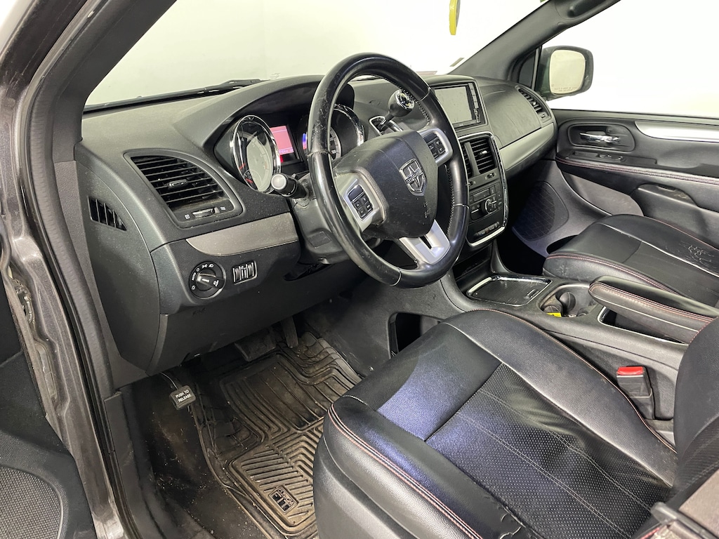 Used 2016 Dodge Grand Caravan R/T Van