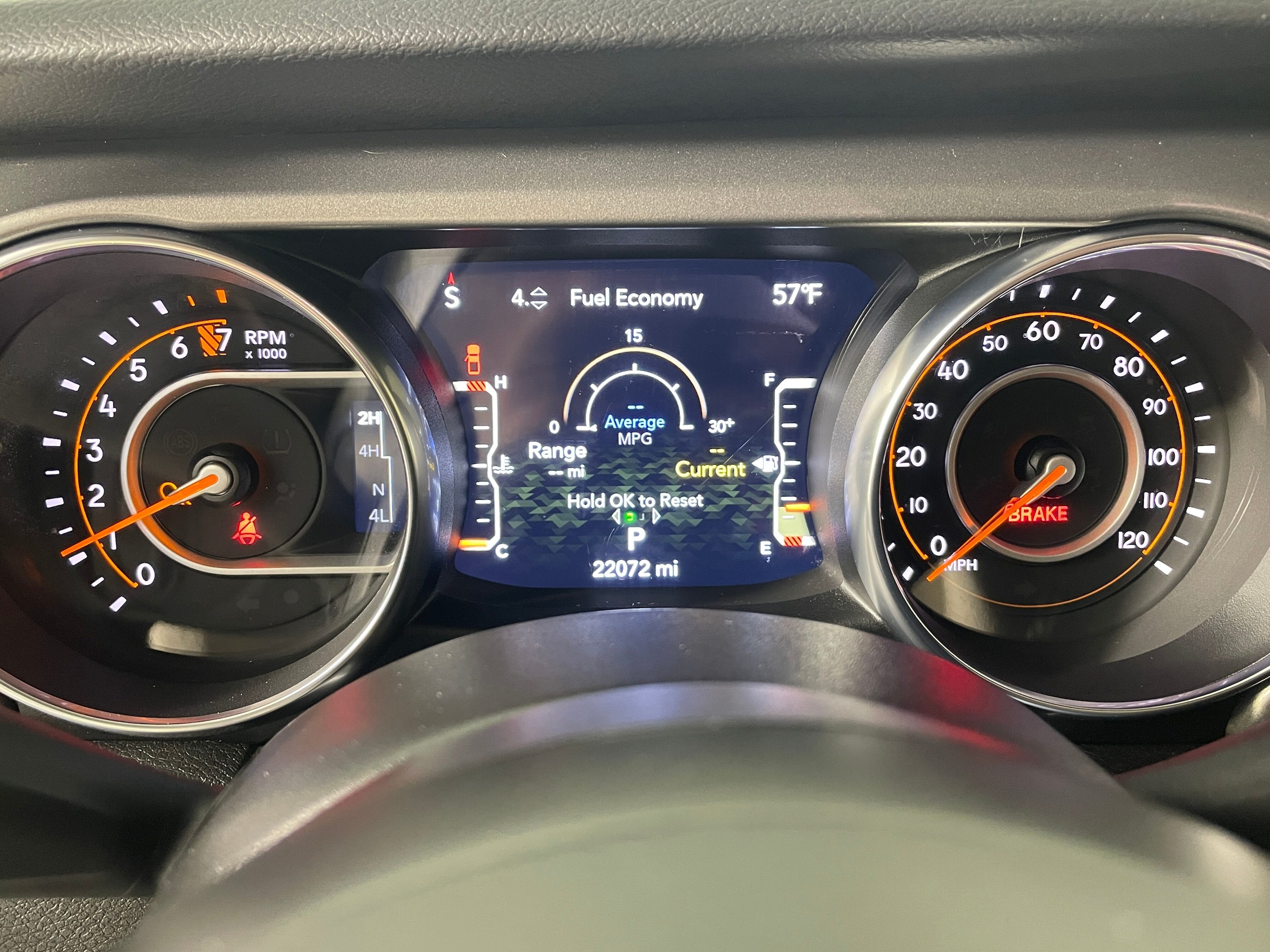 2023 Jeep Gladiator Sport photo 4