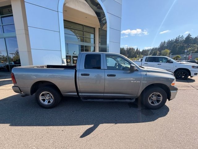 2009 Dodge Ram 1500 ST photo 2