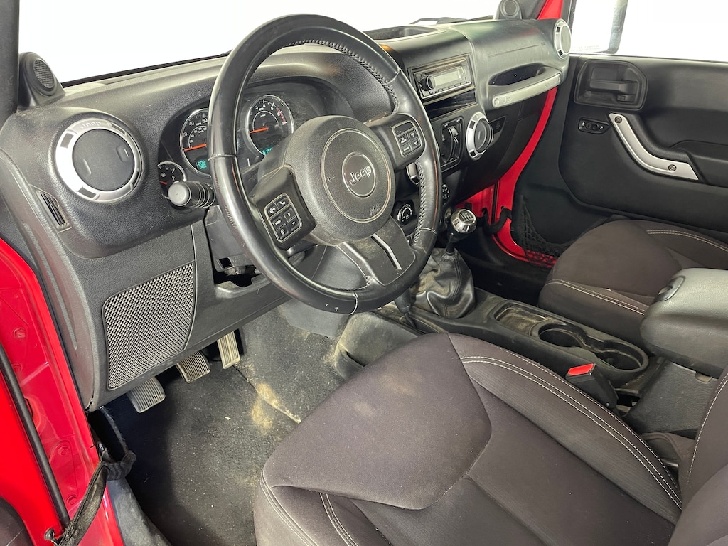 Used 2013 Jeep Wrangler Unlimited Sahara SUV
